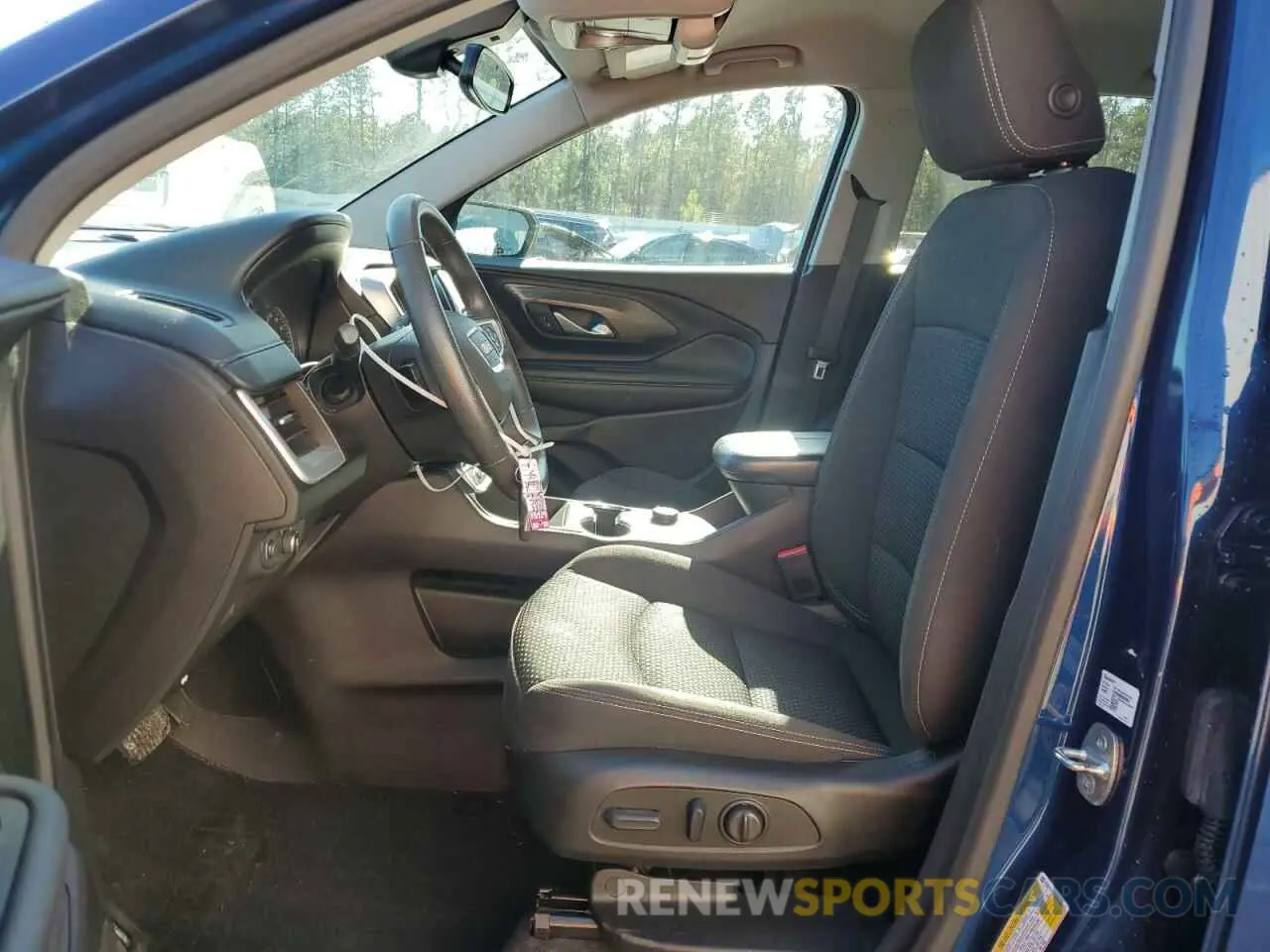 7 Photograph of a damaged car 3GKALMEV6NL139426 GMC TERRAIN 2022