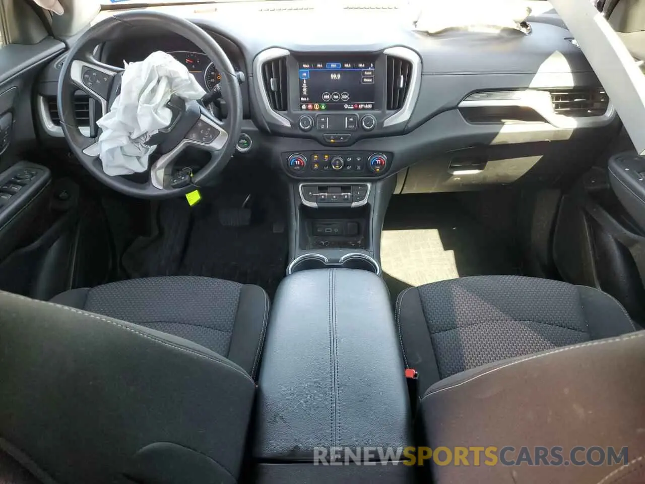 8 Photograph of a damaged car 3GKALMEV6NL177075 GMC TERRAIN 2022
