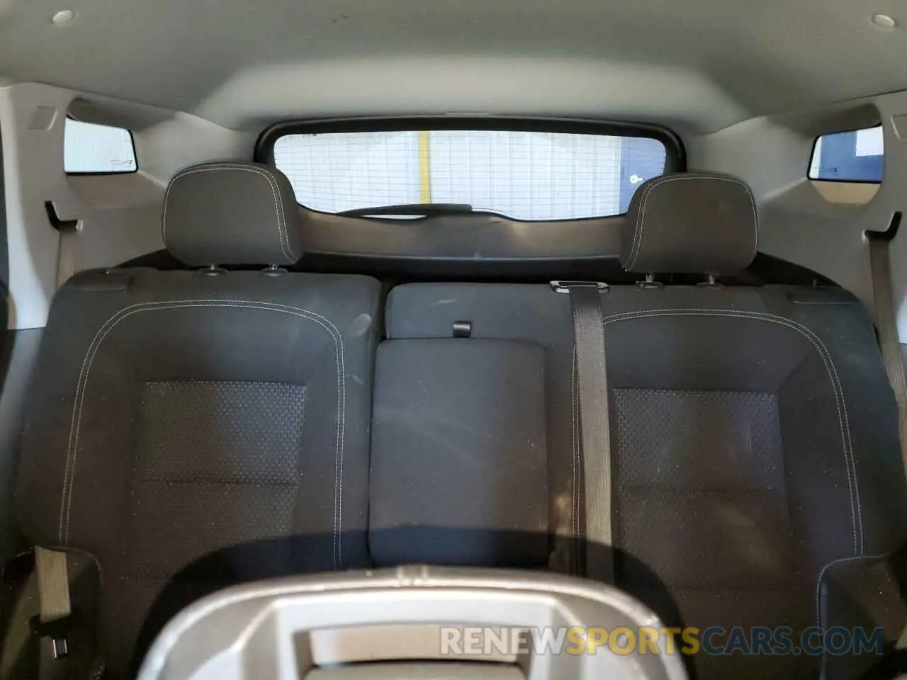 10 Photograph of a damaged car 3GKALMEV6NL201925 GMC TERRAIN 2022