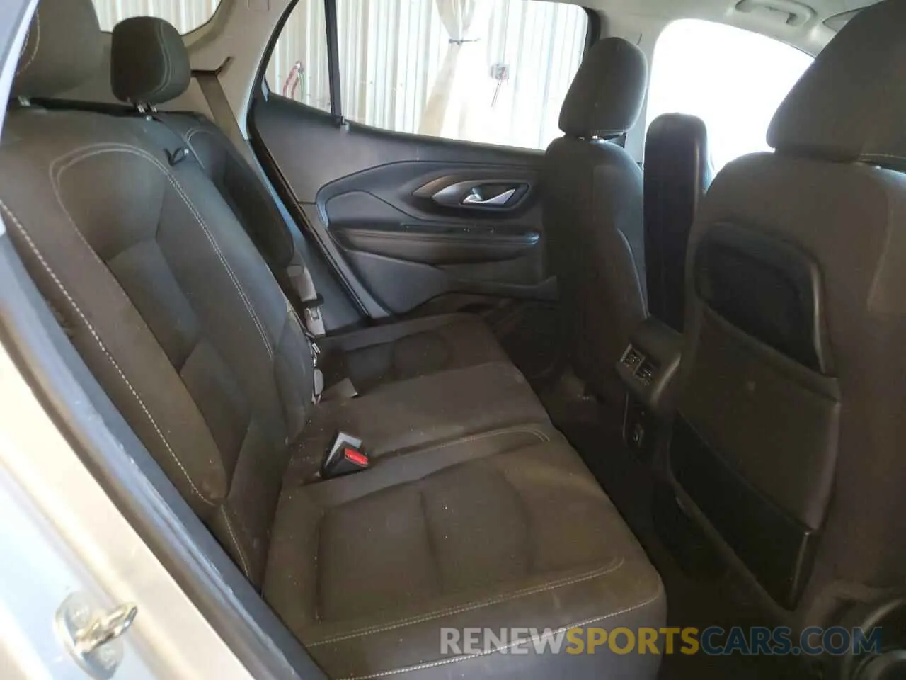 11 Photograph of a damaged car 3GKALMEV6NL201925 GMC TERRAIN 2022
