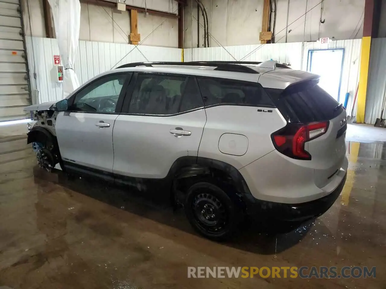 2 Photograph of a damaged car 3GKALMEV6NL201925 GMC TERRAIN 2022