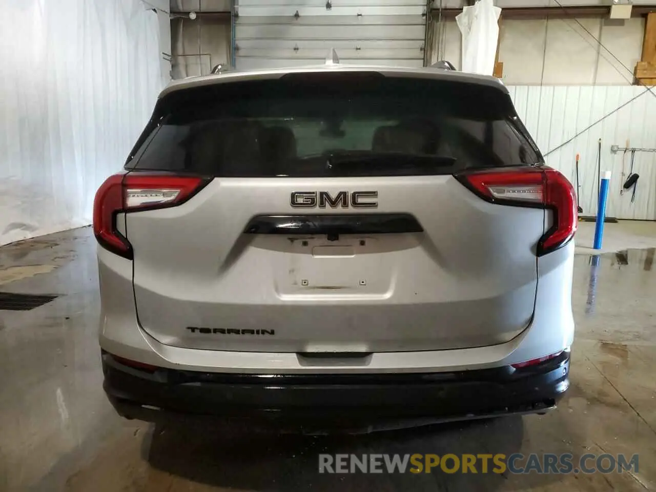 6 Photograph of a damaged car 3GKALMEV6NL201925 GMC TERRAIN 2022