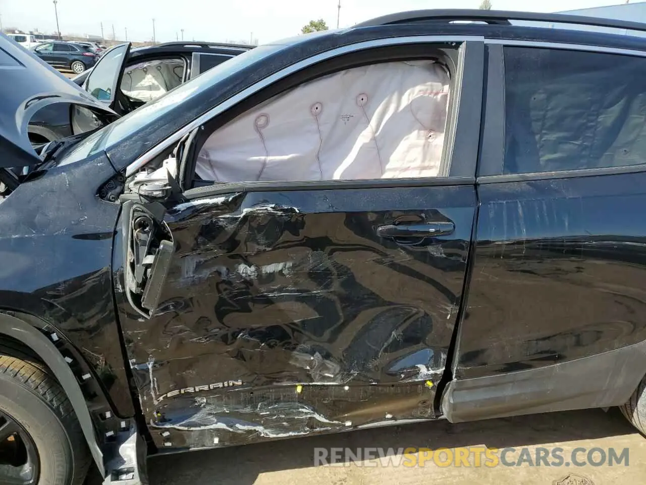 7 Photograph of a damaged car 3GKALMEV6NL271473 GMC TERRAIN 2022