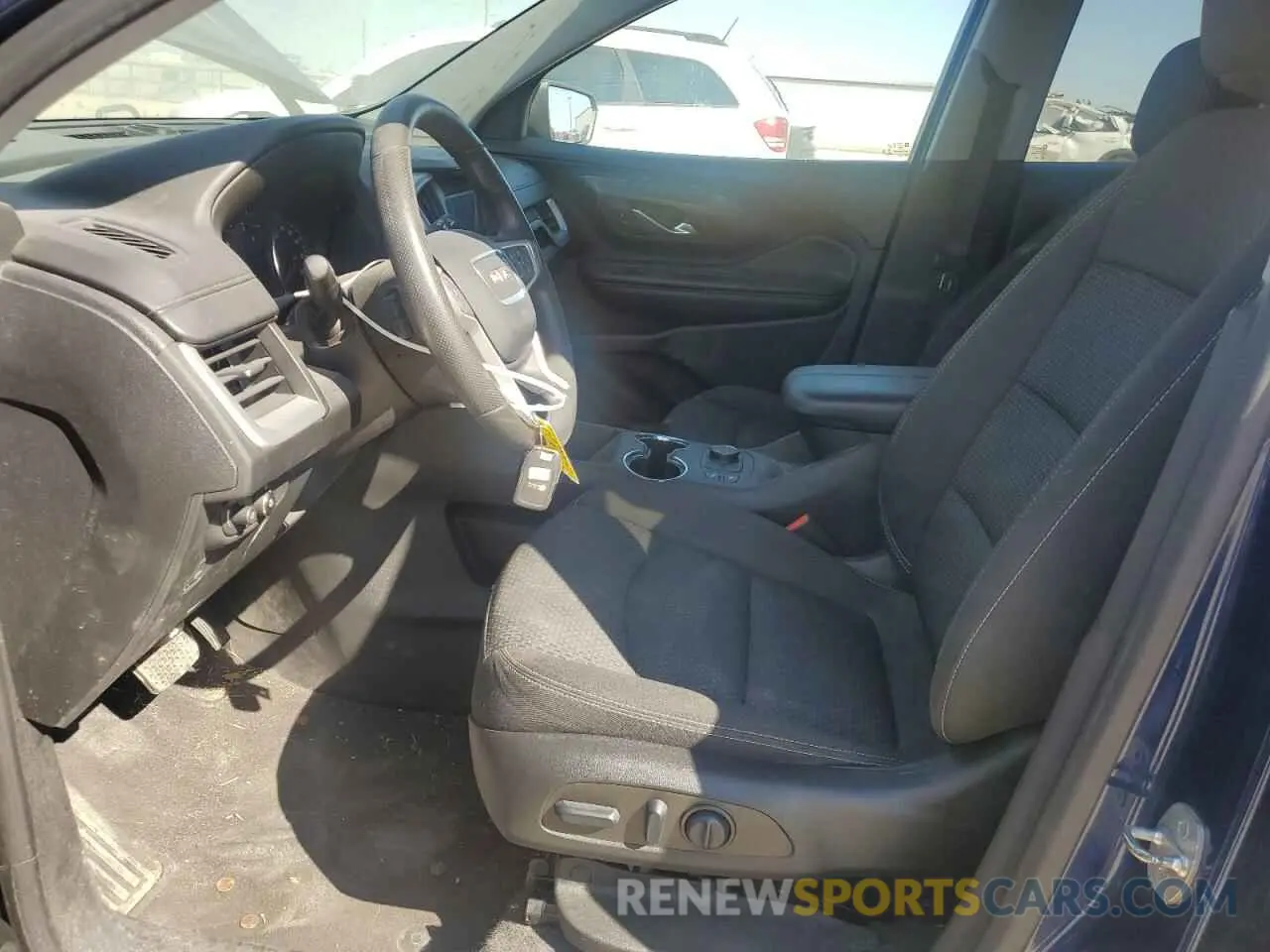 7 Photograph of a damaged car 3GKALMEV6NL282151 GMC TERRAIN 2022