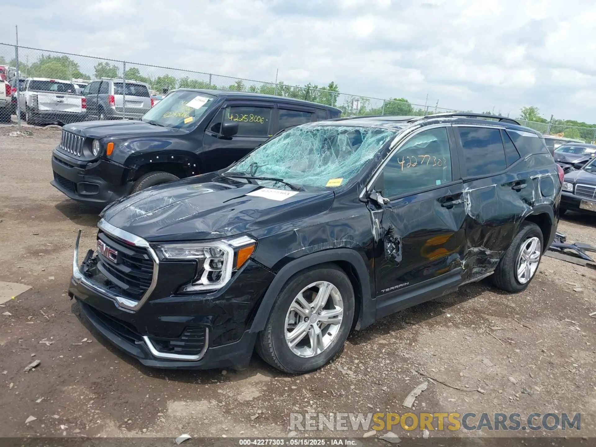 2 Photograph of a damaged car 3GKALMEV6NL287270 GMC TERRAIN 2022