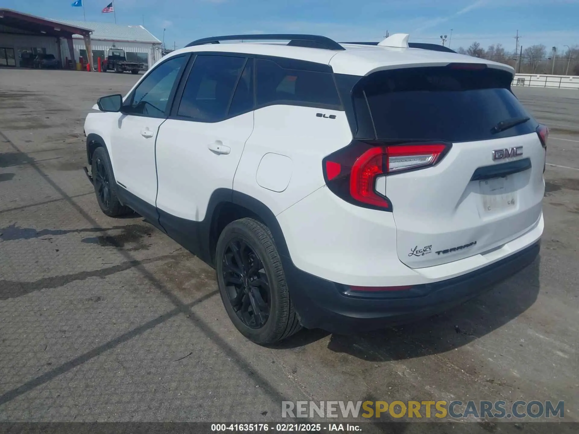 3 Photograph of a damaged car 3GKALMEV6NL309218 GMC TERRAIN 2022