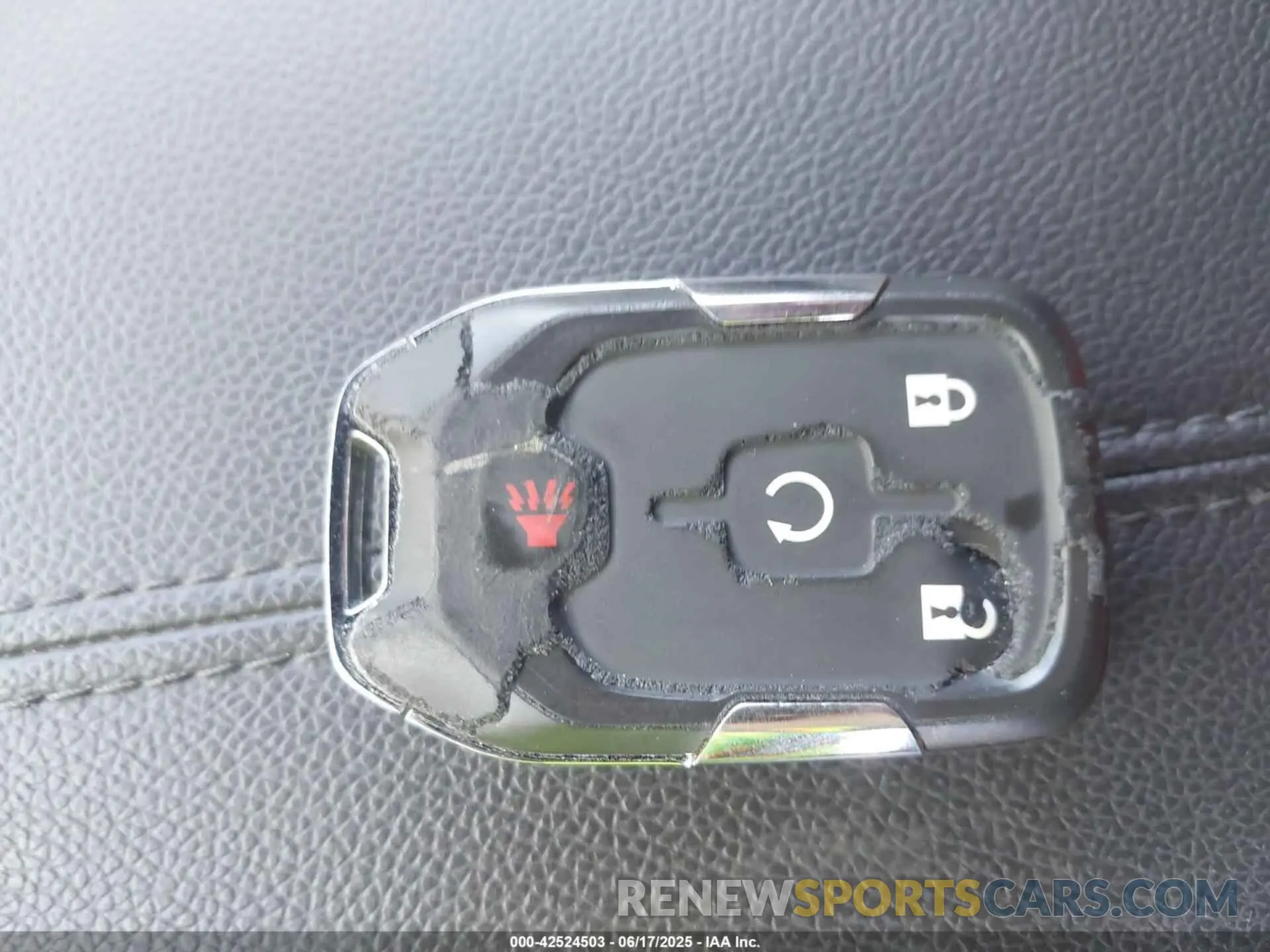 11 Photograph of a damaged car 3GKALMEV6NL310482 GMC TERRAIN 2022