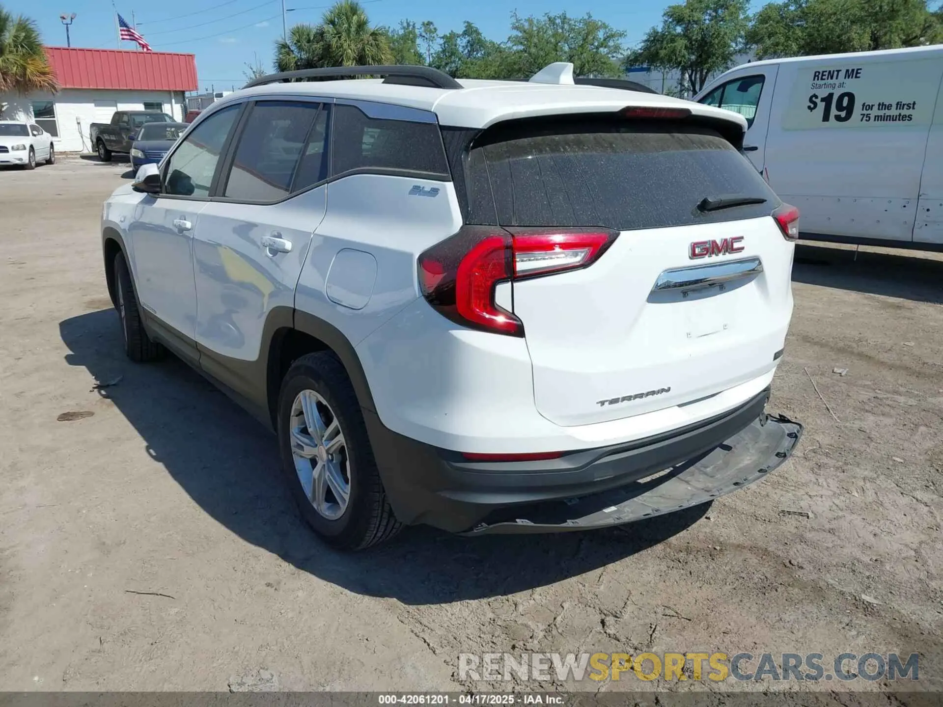 3 Photograph of a damaged car 3GKALMEV6NL310501 GMC TERRAIN 2022