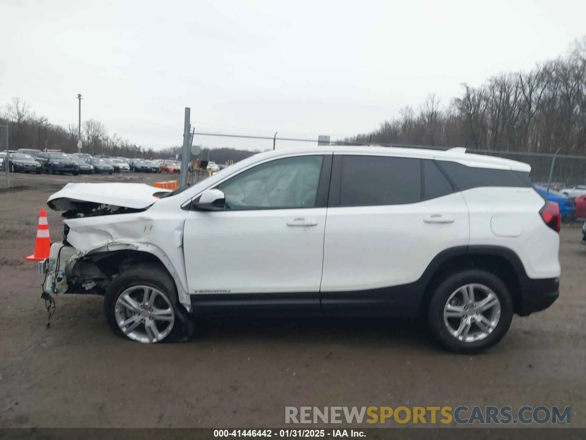 14 Photograph of a damaged car 3GKALMEV7NL105074 GMC TERRAIN 2022