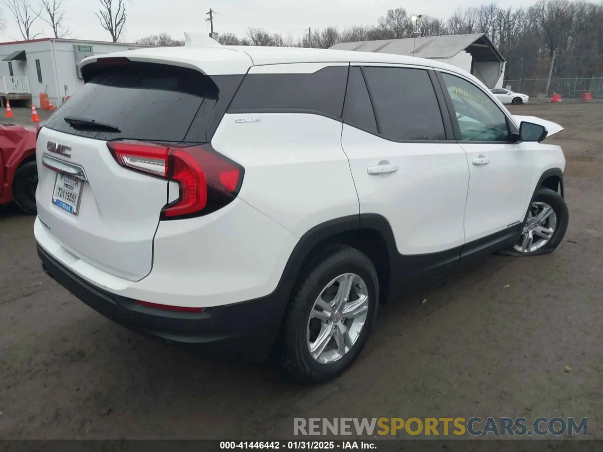 4 Photograph of a damaged car 3GKALMEV7NL105074 GMC TERRAIN 2022