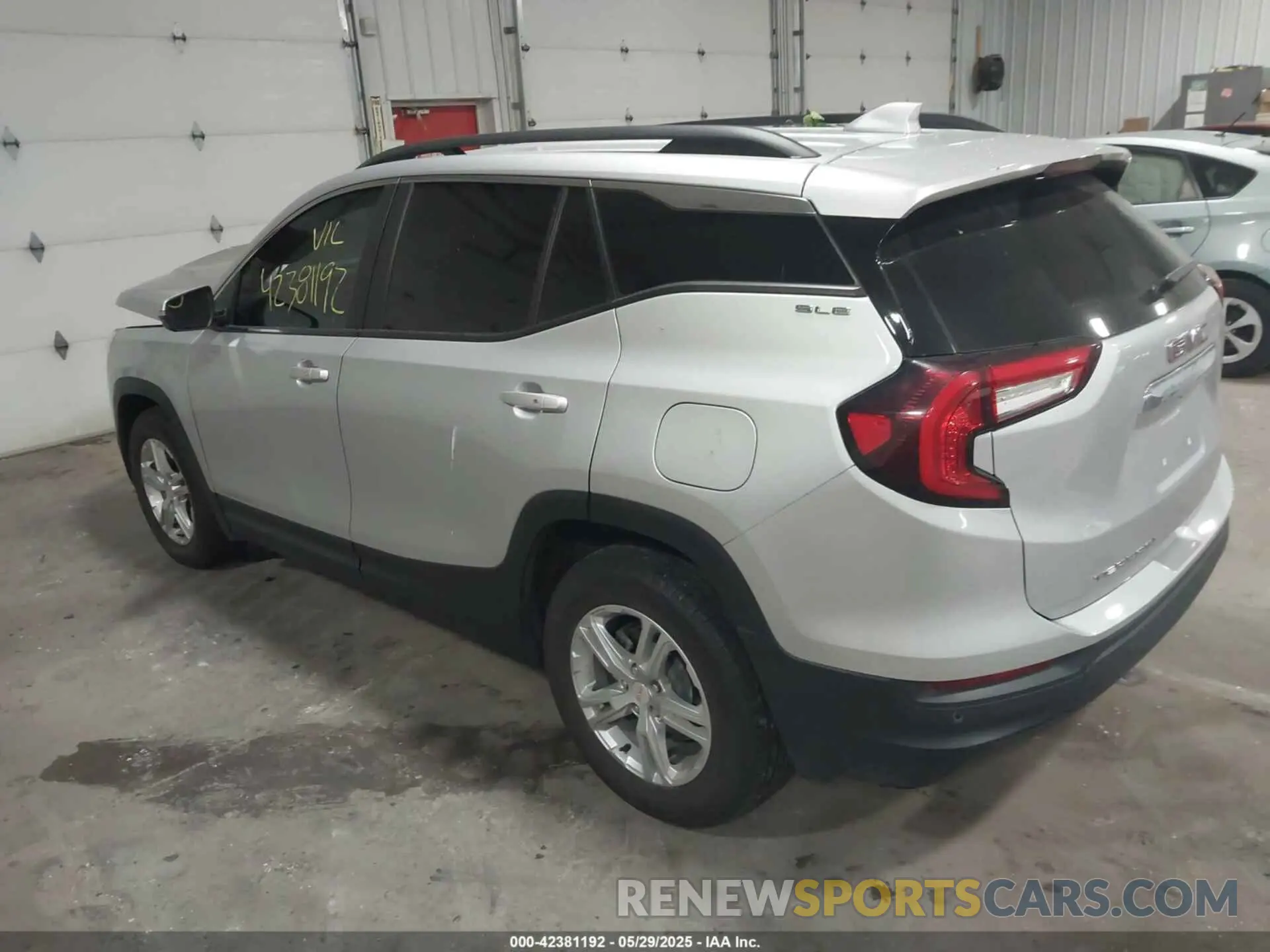 3 Photograph of a damaged car 3GKALMEV7NL118245 GMC TERRAIN 2022