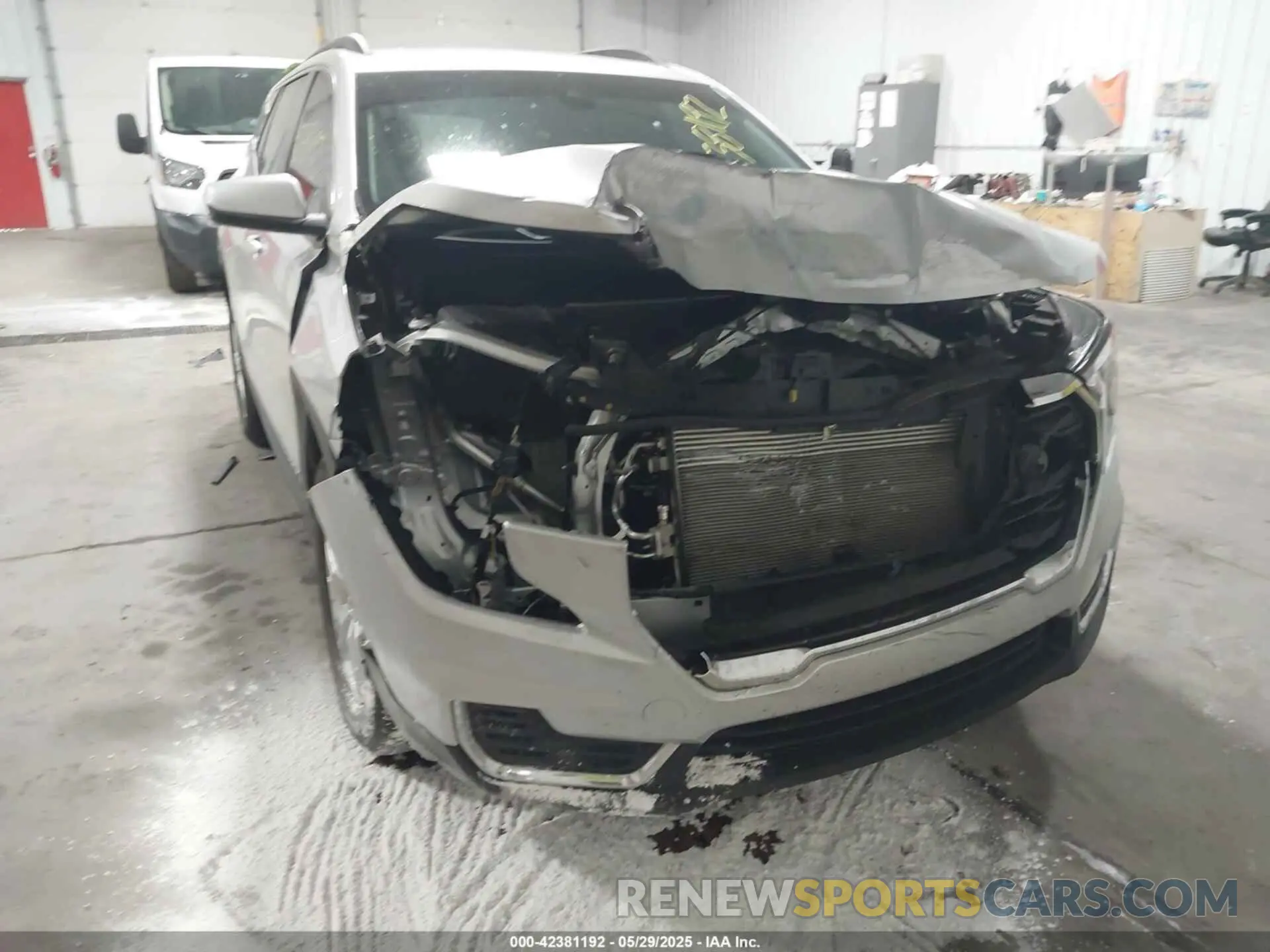6 Photograph of a damaged car 3GKALMEV7NL118245 GMC TERRAIN 2022