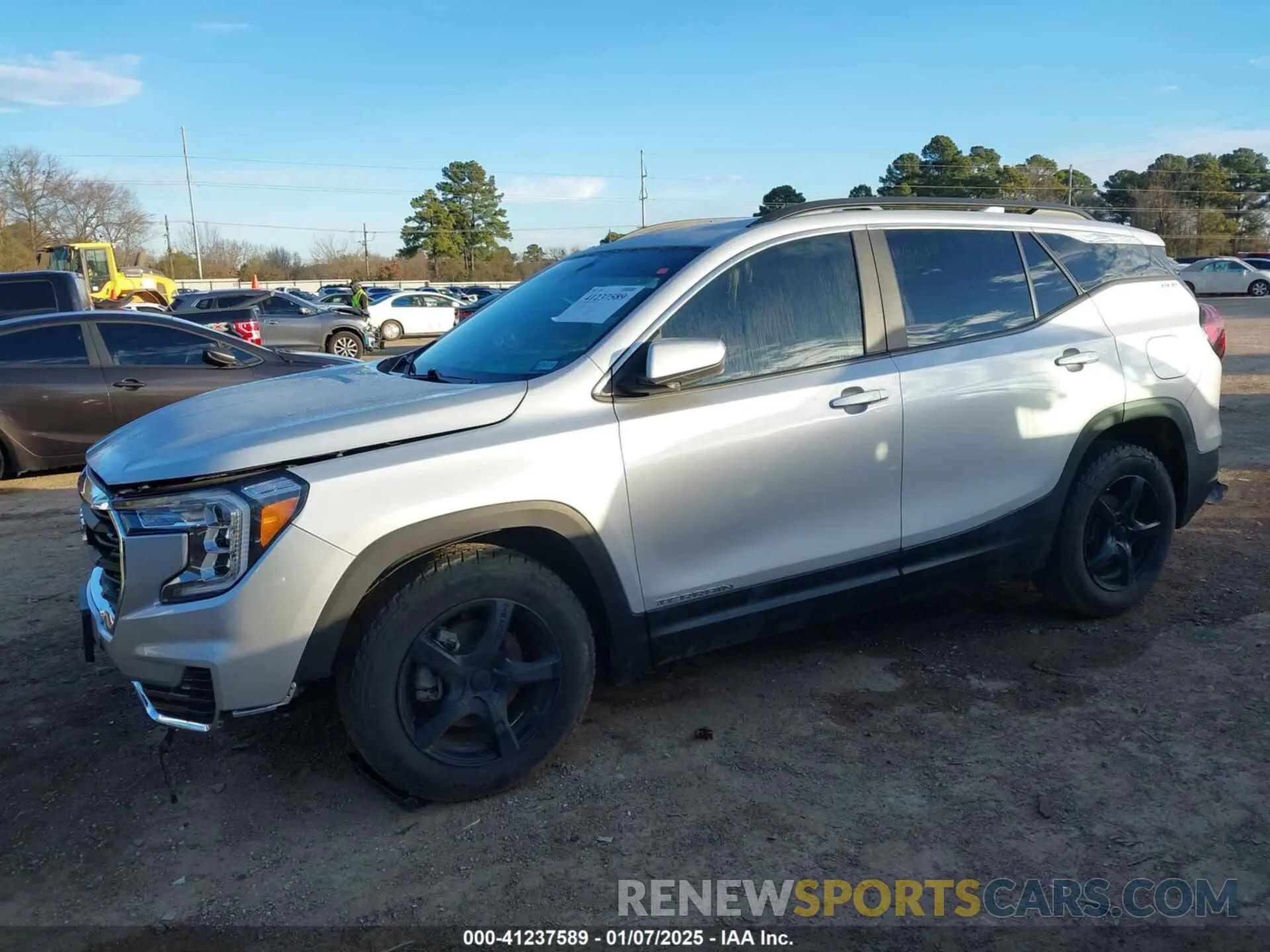 2 Photograph of a damaged car 3GKALMEV8NL101079 GMC TERRAIN 2022