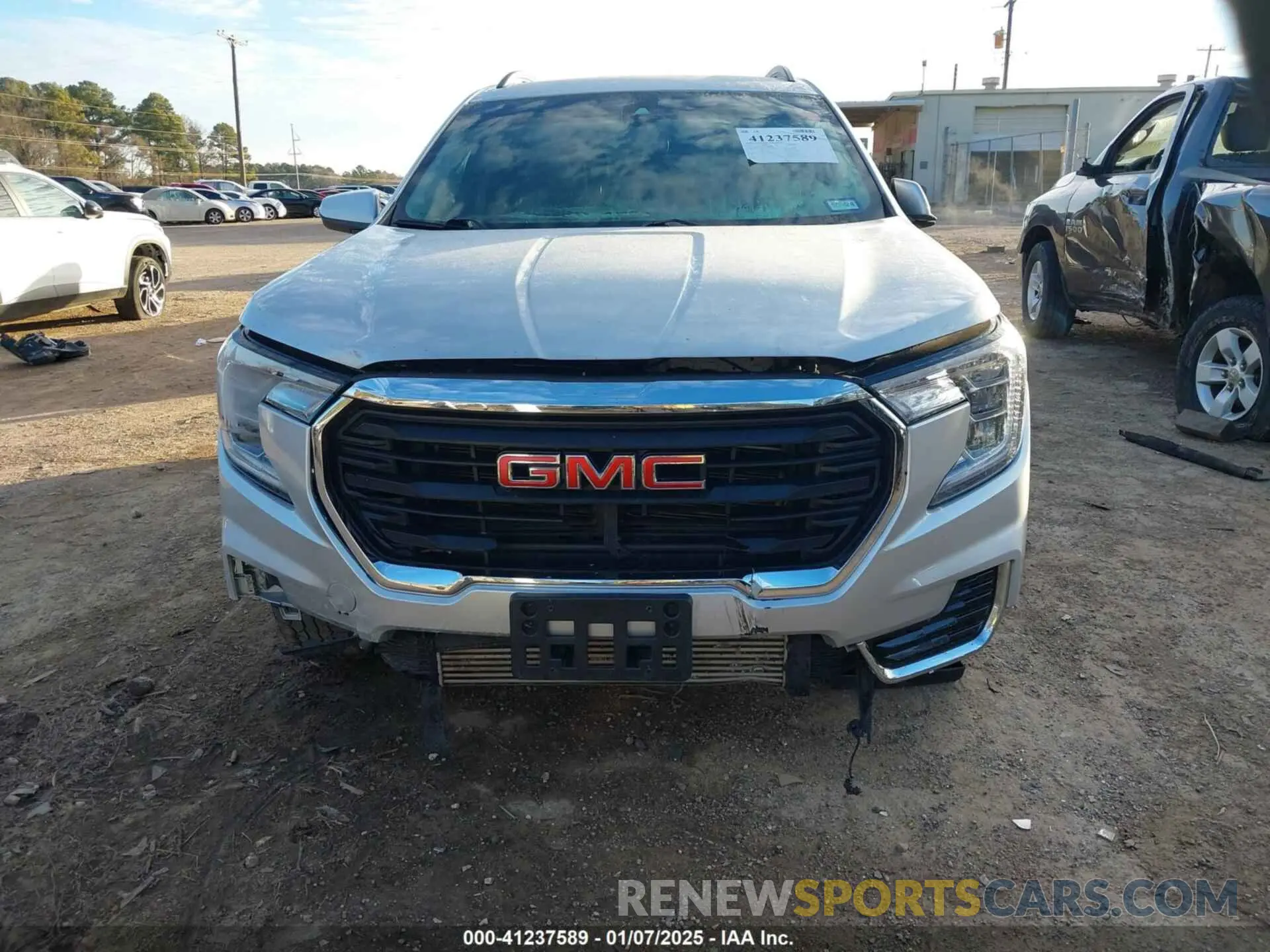 6 Photograph of a damaged car 3GKALMEV8NL101079 GMC TERRAIN 2022