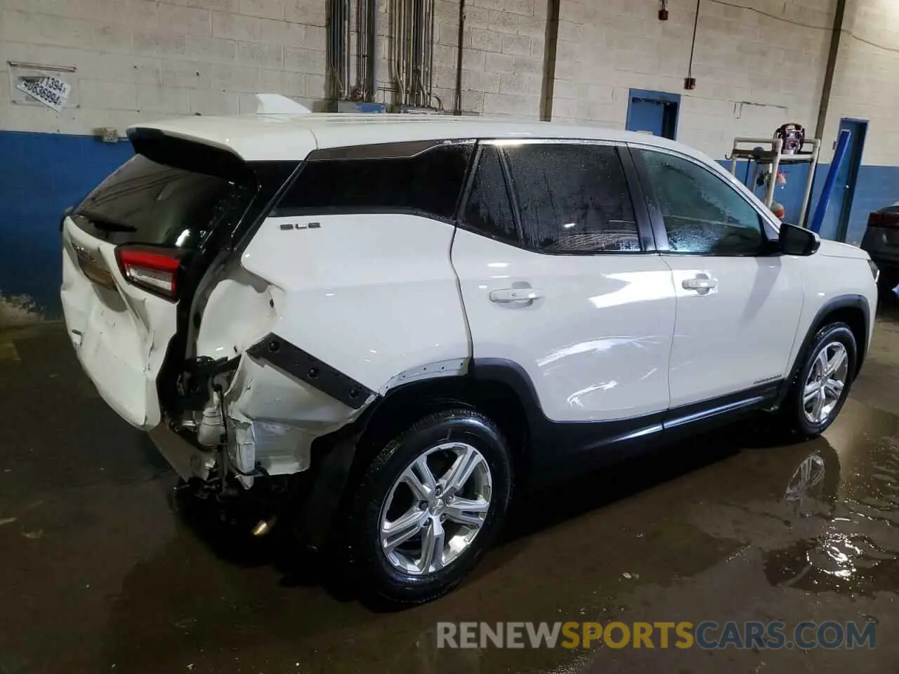 3 Photograph of a damaged car 3GKALMEV8NL221285 GMC TERRAIN 2022