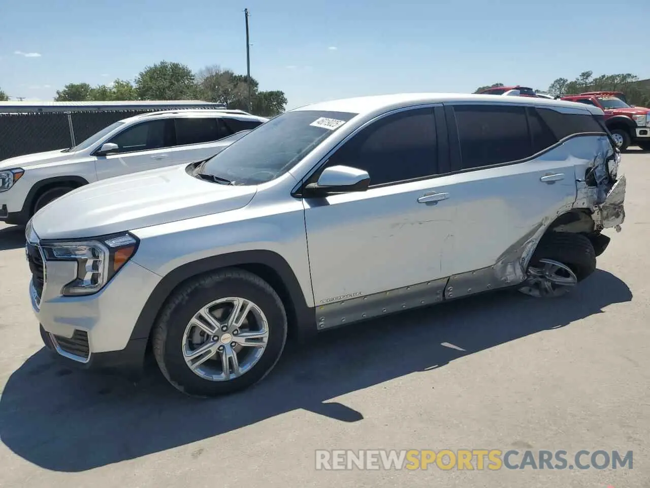 1 Photograph of a damaged car 3GKALMEV9NL114469 GMC TERRAIN 2022