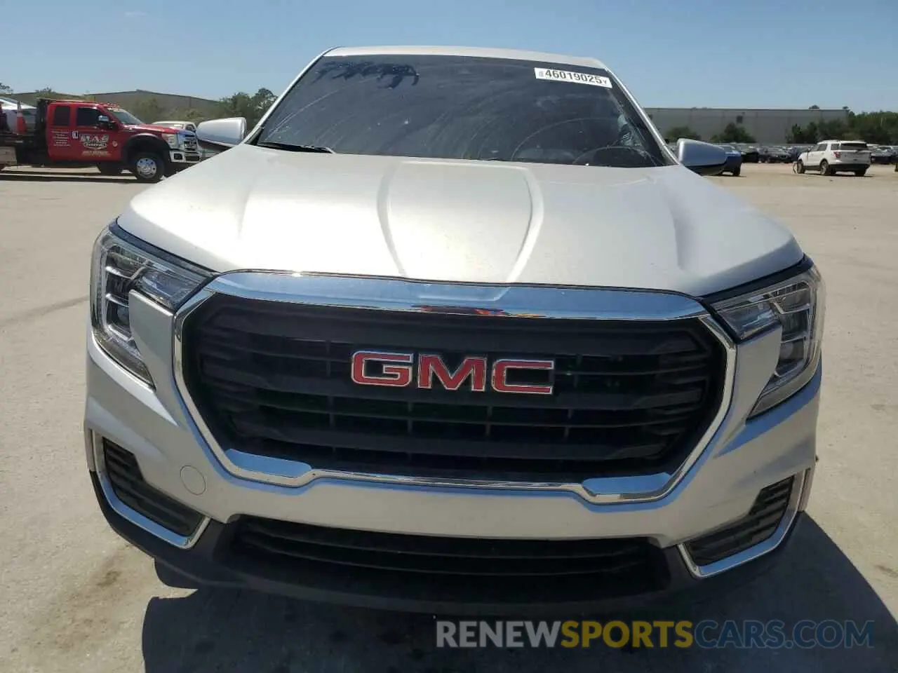 5 Photograph of a damaged car 3GKALMEV9NL114469 GMC TERRAIN 2022