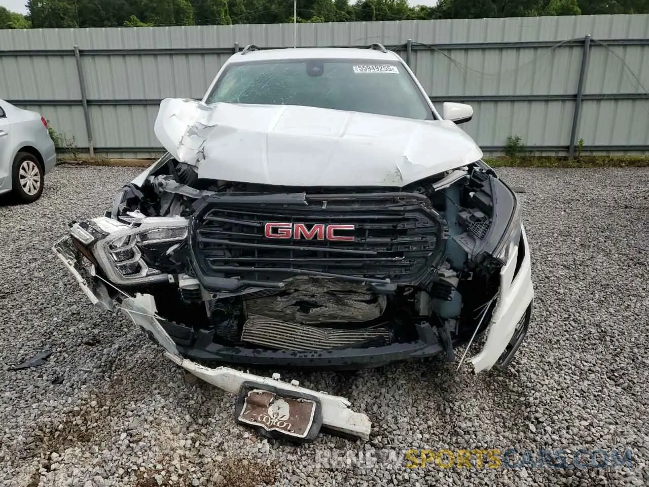 5 Photograph of a damaged car 3GKALMEV9NL179404 GMC TERRAIN 2022