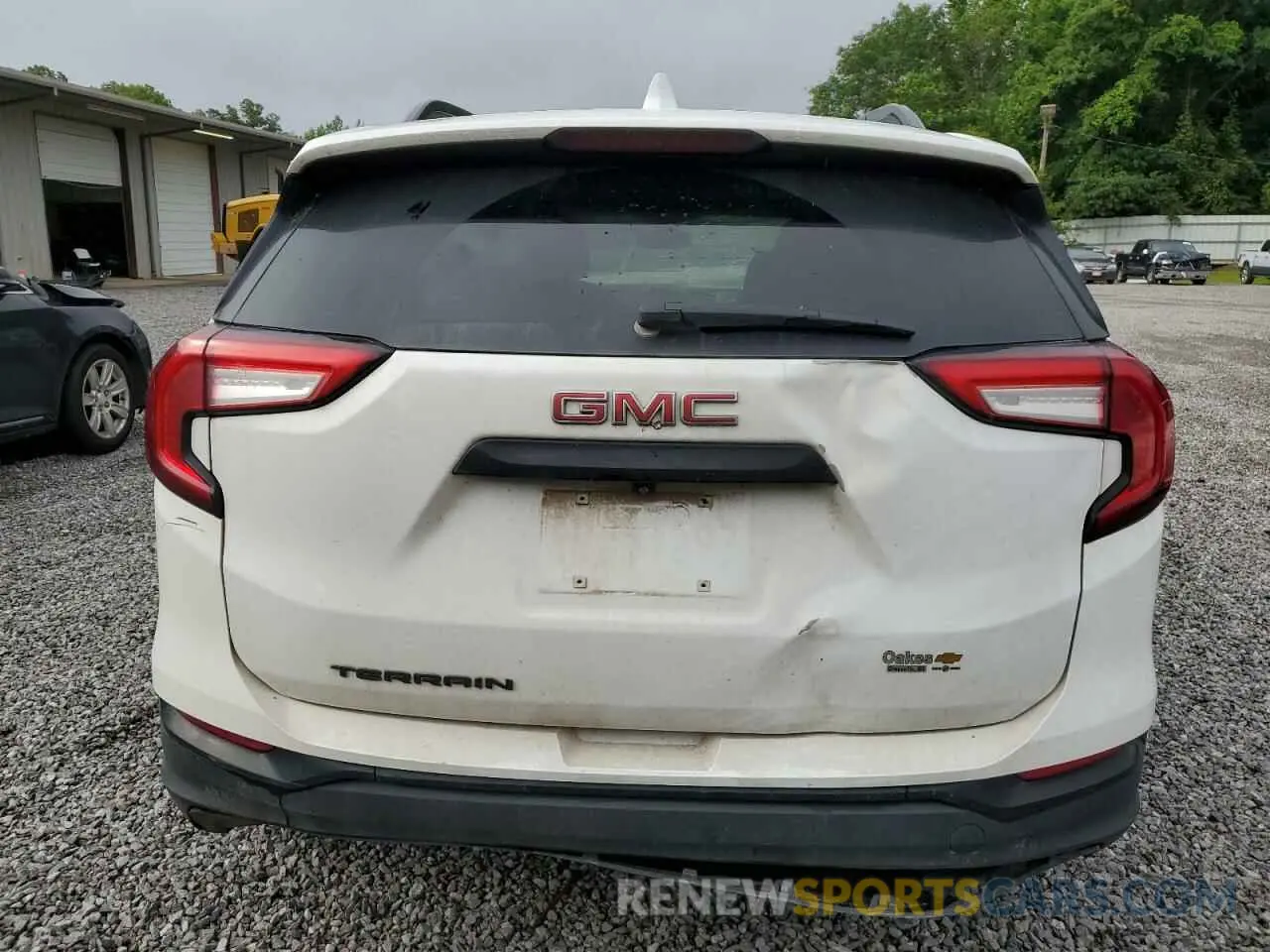 6 Photograph of a damaged car 3GKALMEV9NL179404 GMC TERRAIN 2022