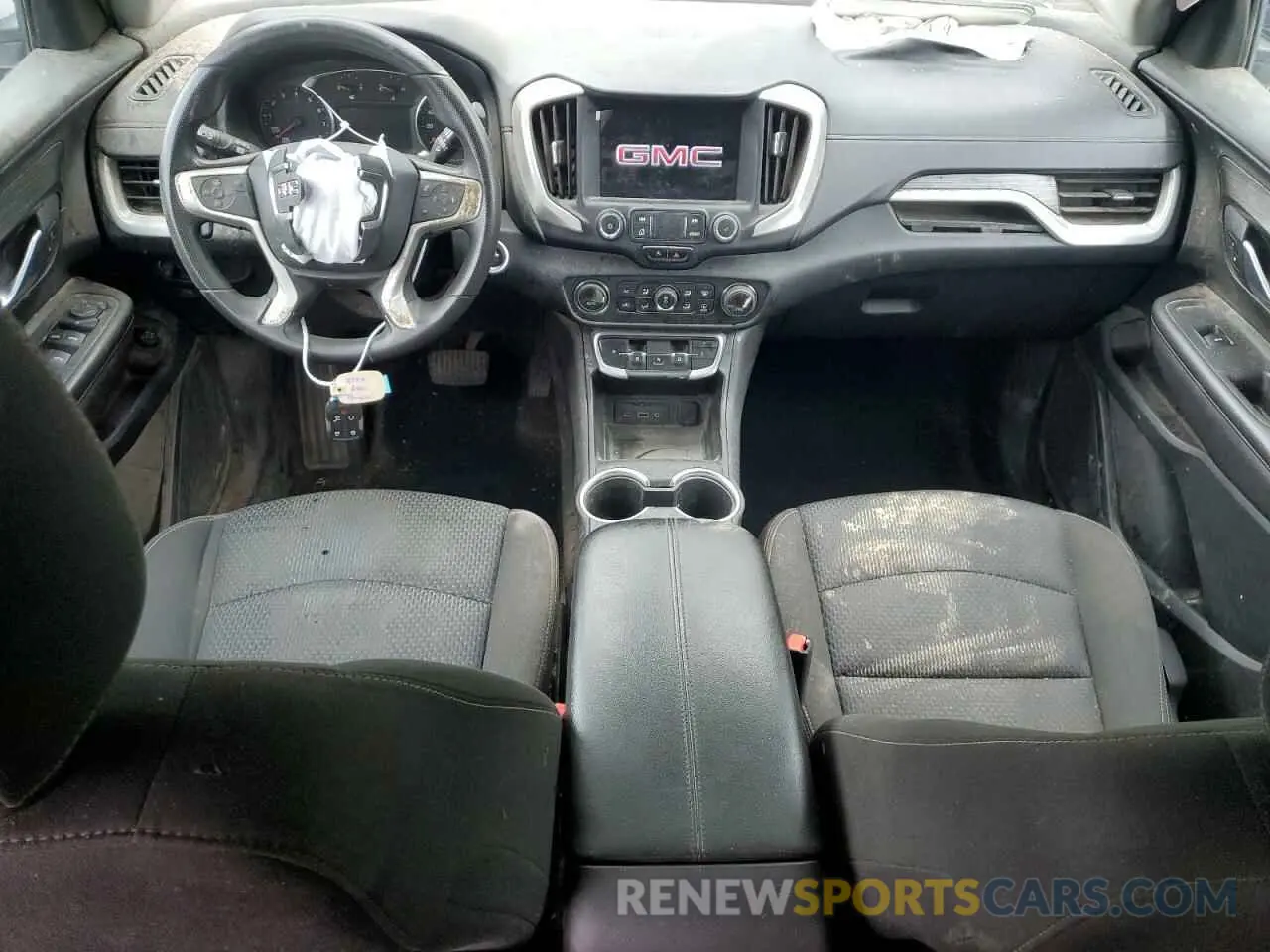 8 Photograph of a damaged car 3GKALMEV9NL179404 GMC TERRAIN 2022