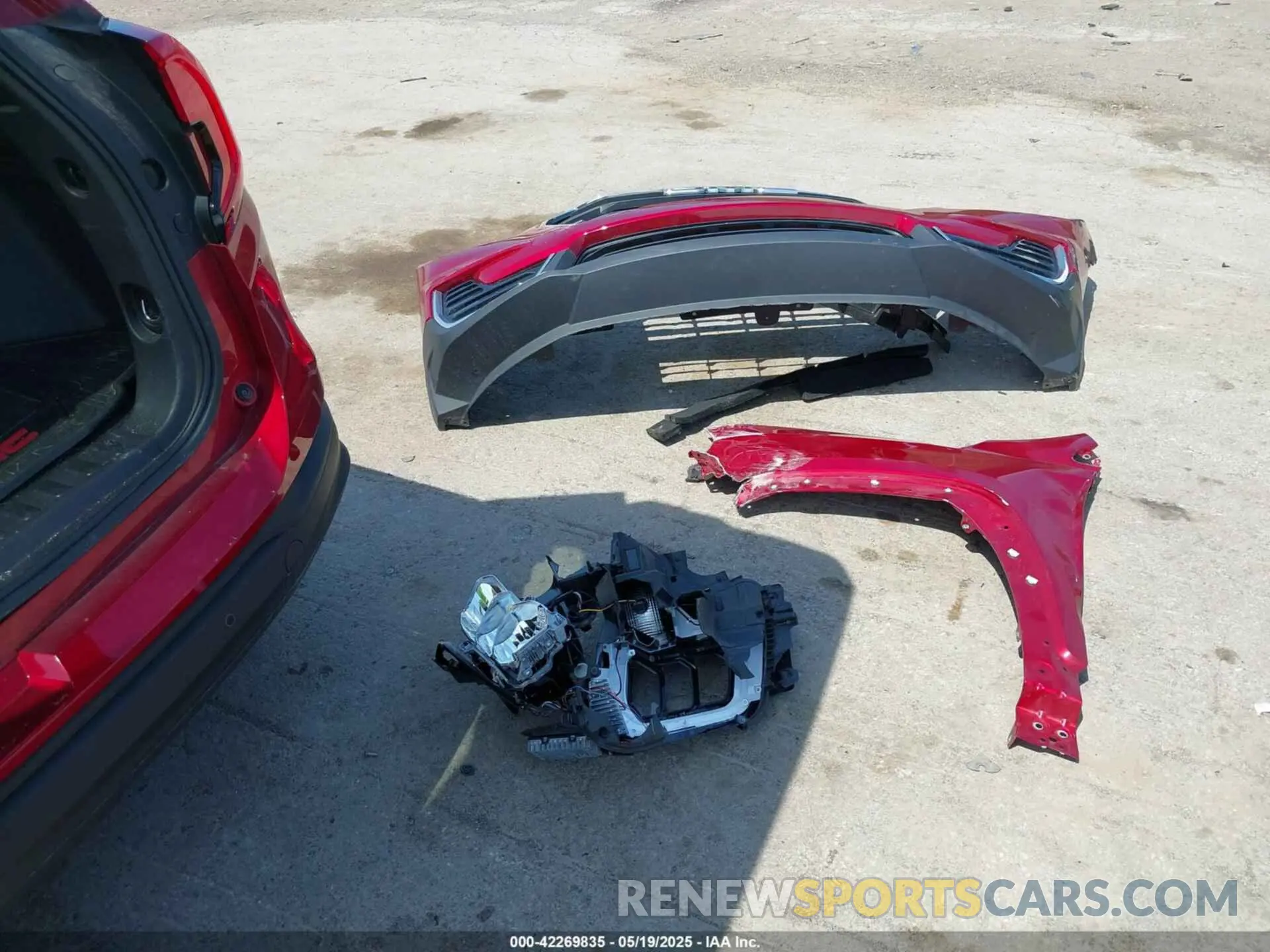 12 Photograph of a damaged car 3GKALMEV9NL182044 GMC TERRAIN 2022