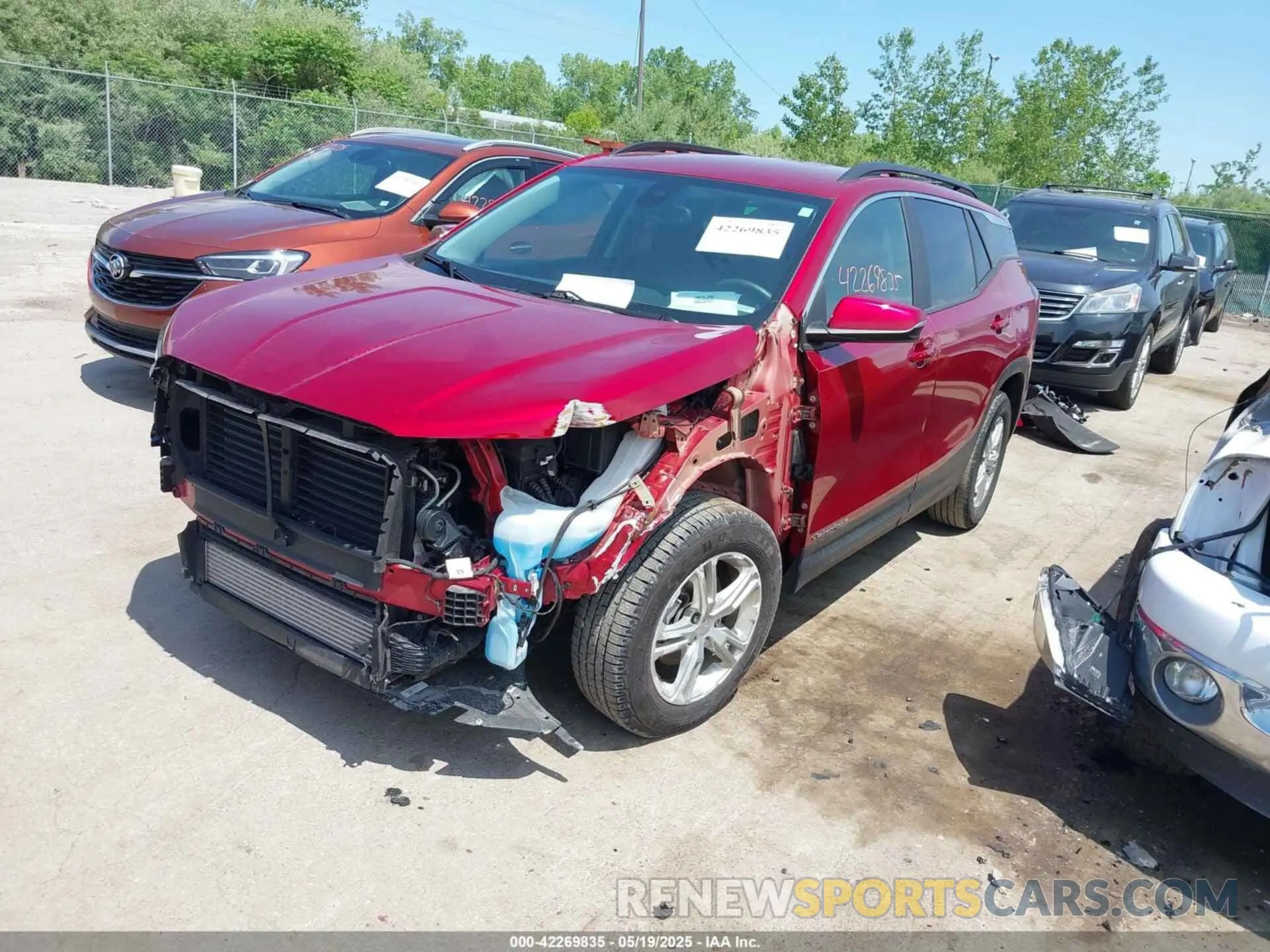 2 Photograph of a damaged car 3GKALMEV9NL182044 GMC TERRAIN 2022