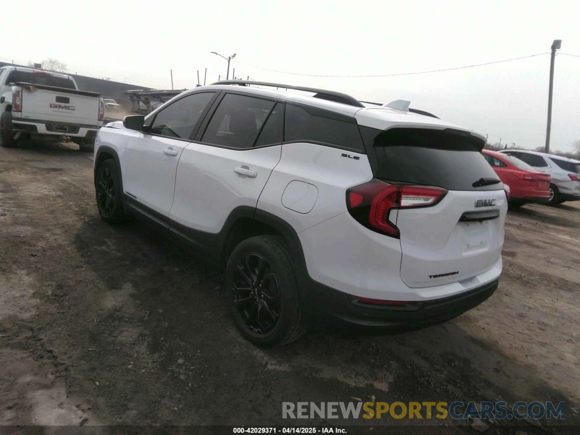 3 Photograph of a damaged car 3GKALMEVXNL170159 GMC TERRAIN 2022