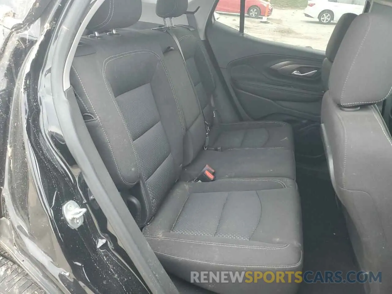 11 Photograph of a damaged car 3GKALMEVXNL204195 GMC TERRAIN 2022