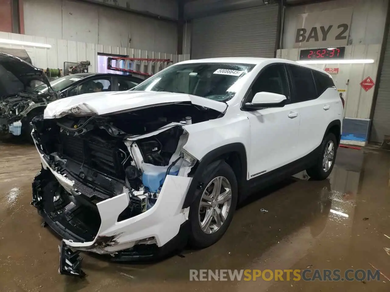 1 Photograph of a damaged car 3GKALMEVXNL295534 GMC TERRAIN 2022
