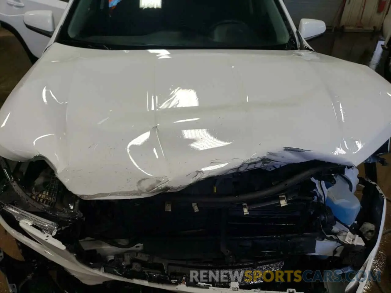 11 Photograph of a damaged car 3GKALMEVXNL295534 GMC TERRAIN 2022