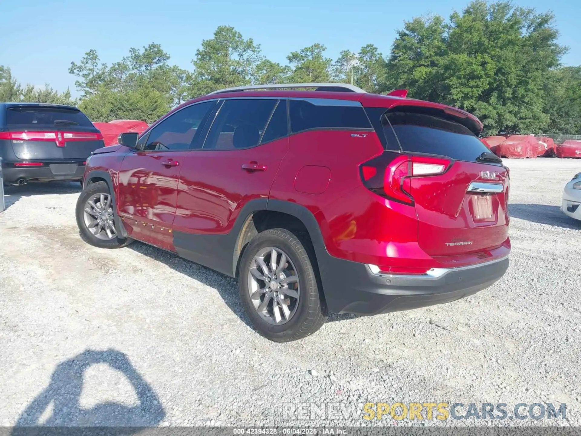 3 Photograph of a damaged car 3GKALPEV0NL157907 GMC TERRAIN 2022