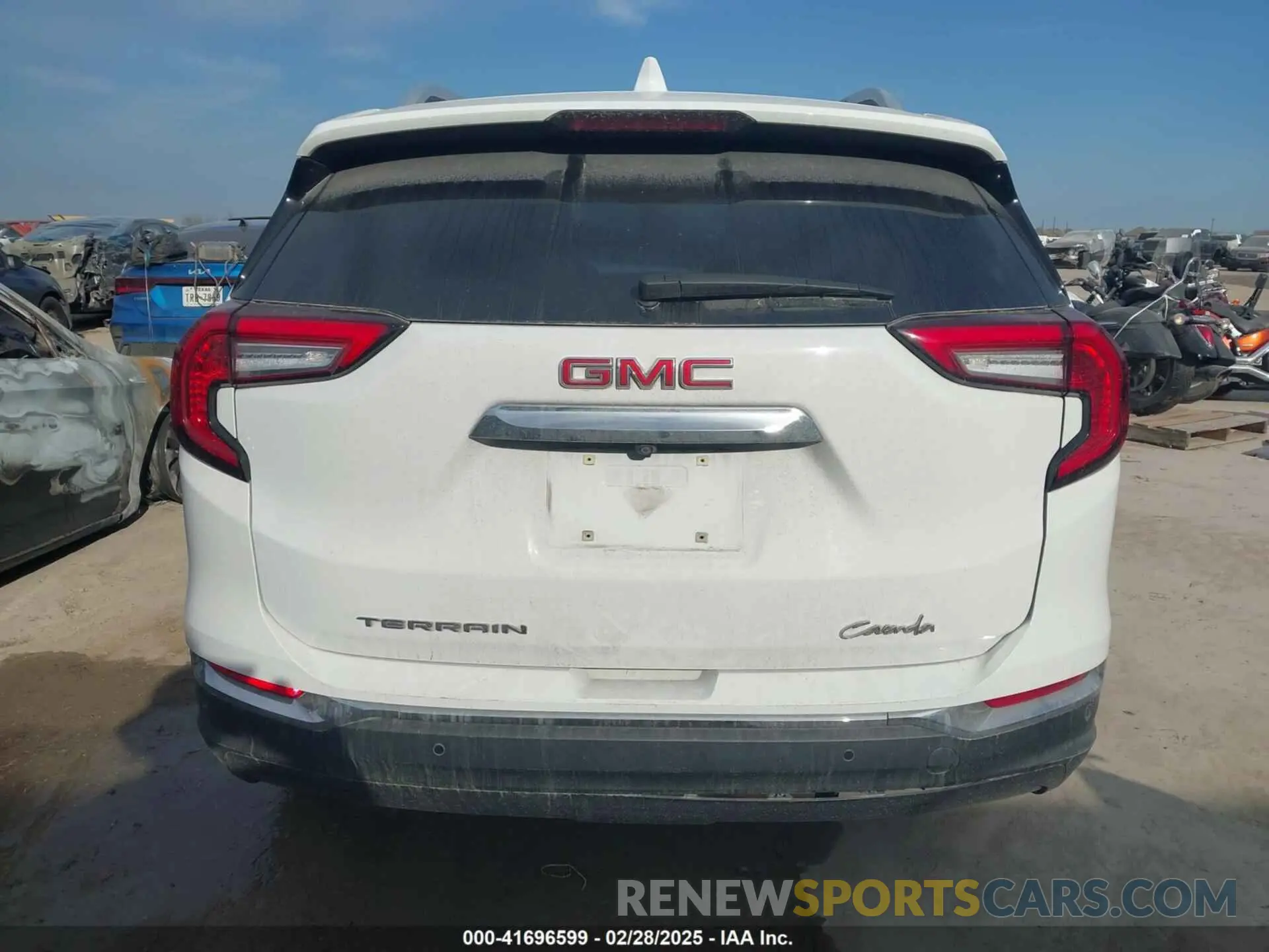 15 Photograph of a damaged car 3GKALPEV0NL224814 GMC TERRAIN 2022