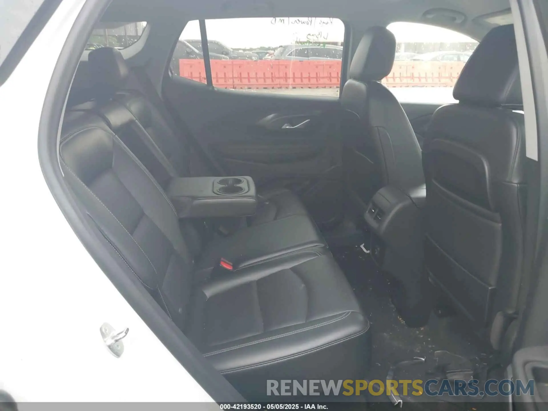 8 Photograph of a damaged car 3GKALPEV0NL312164 GMC TERRAIN 2022