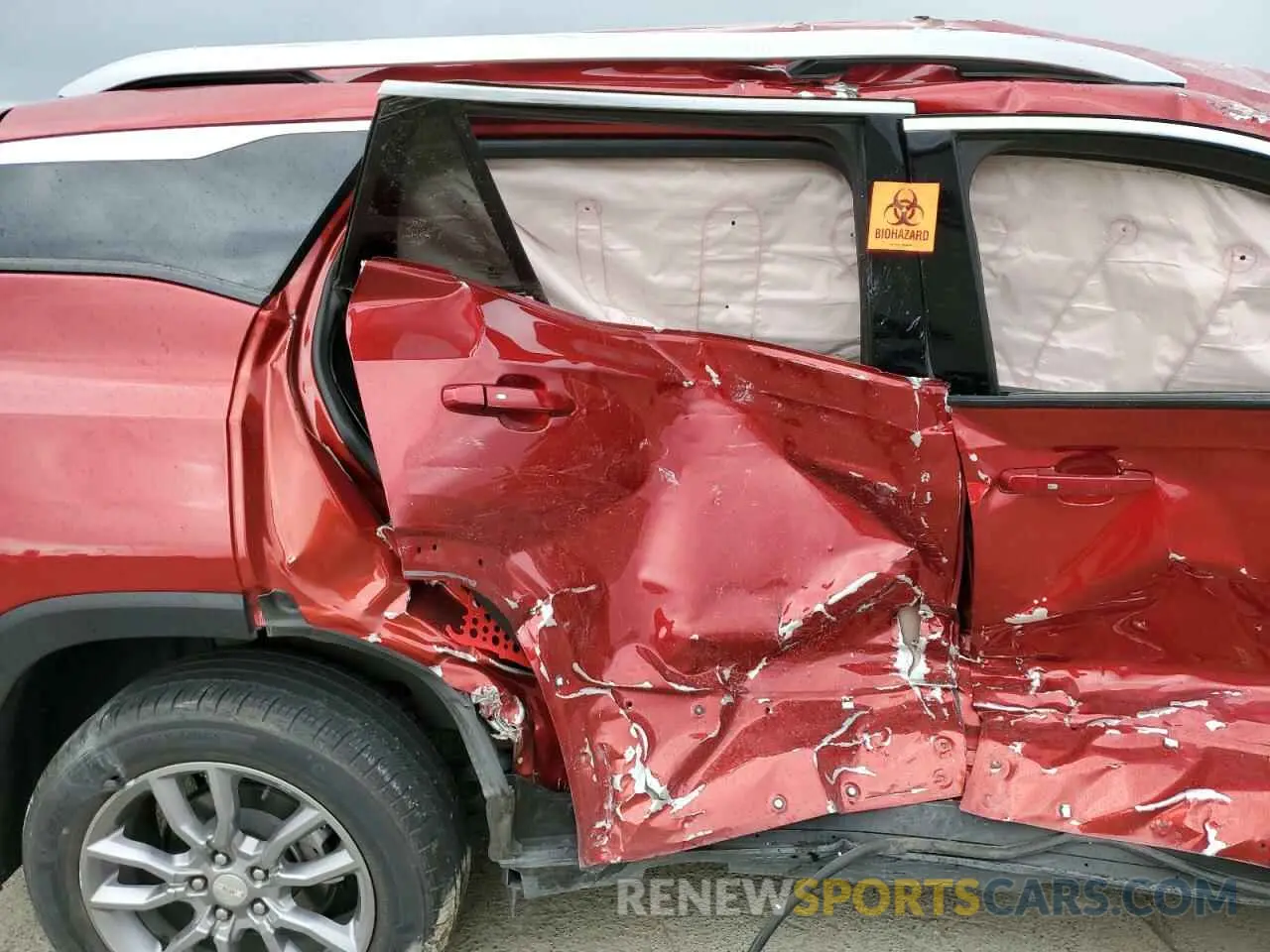 11 Photograph of a damaged car 3GKALPEV1NL167801 GMC TERRAIN 2022