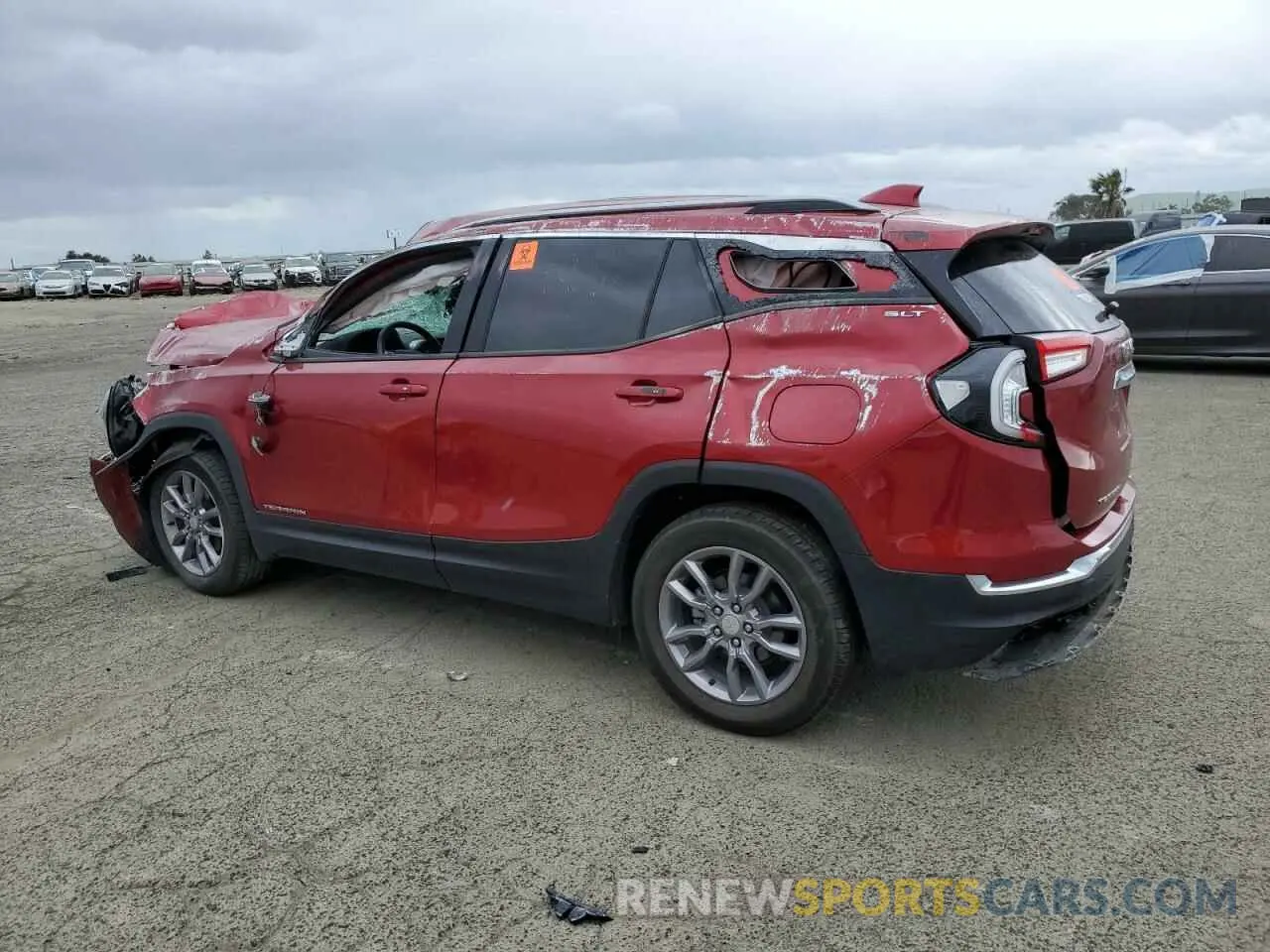 2 Photograph of a damaged car 3GKALPEV1NL167801 GMC TERRAIN 2022