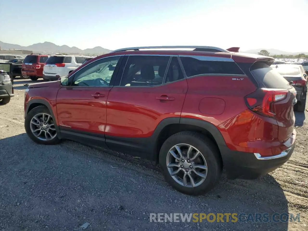 2 Photograph of a damaged car 3GKALPEV1NL205690 GMC TERRAIN 2022