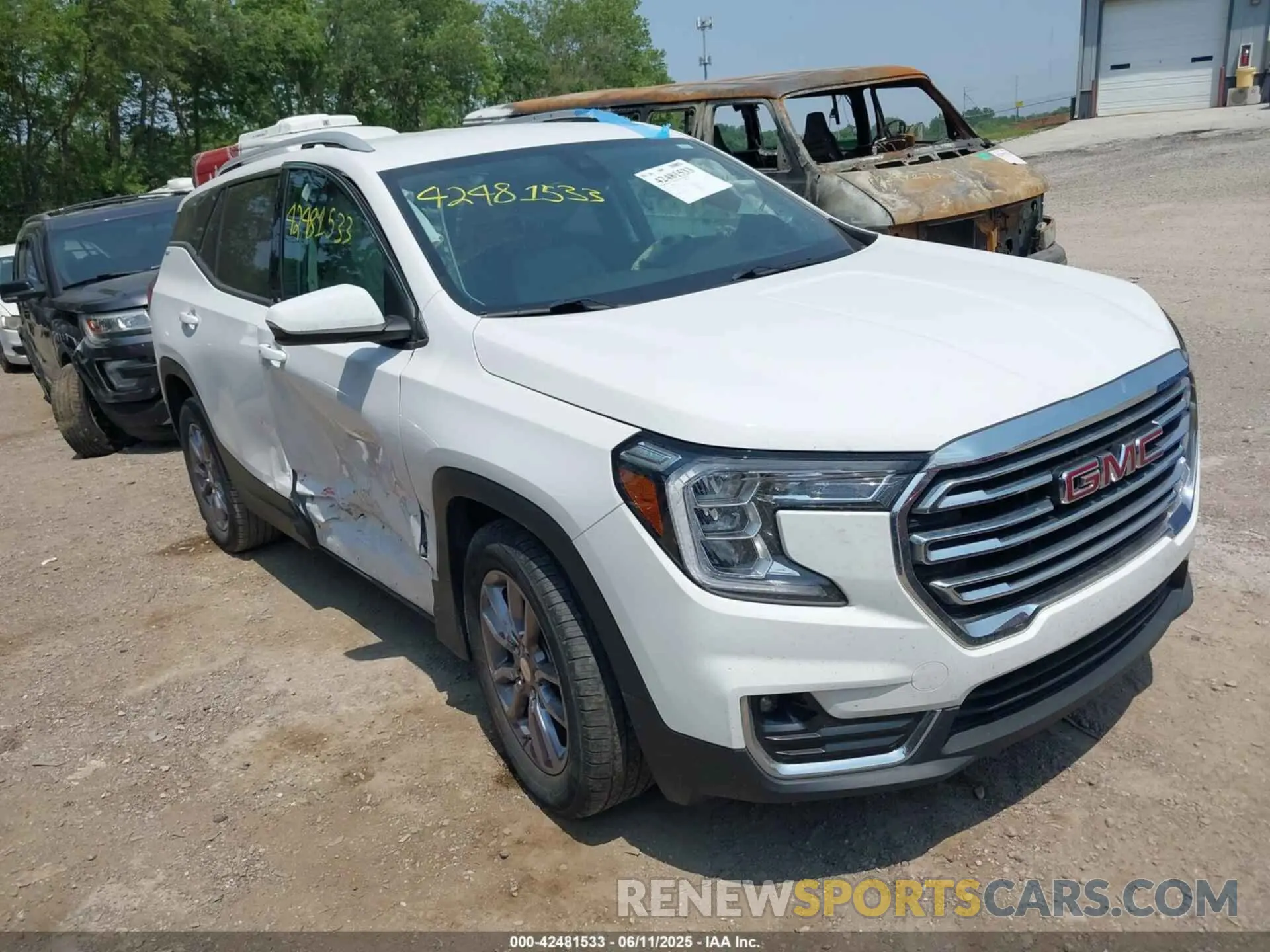 1 Photograph of a damaged car 3GKALPEV1NL301562 GMC TERRAIN 2022