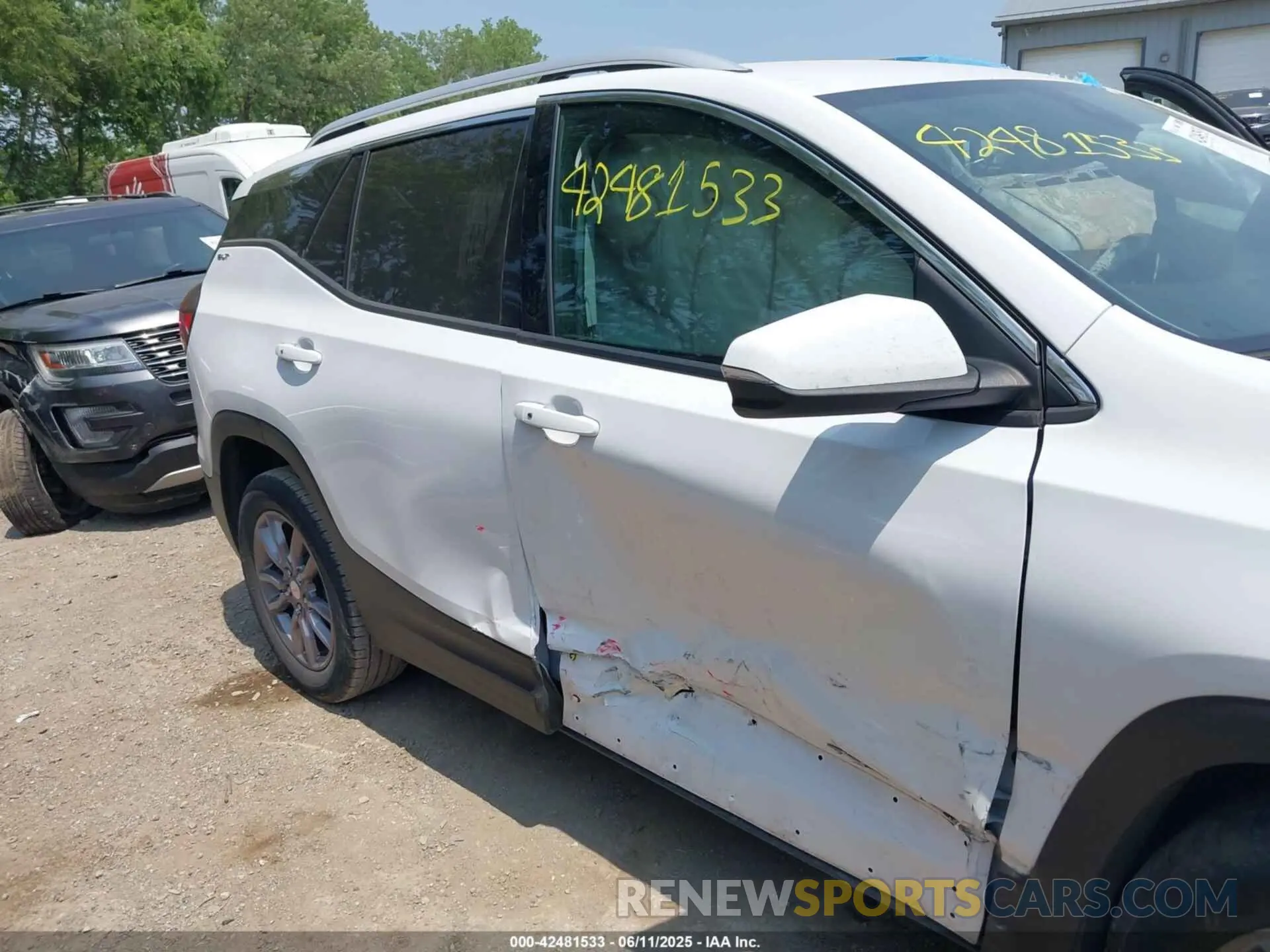 6 Photograph of a damaged car 3GKALPEV1NL301562 GMC TERRAIN 2022