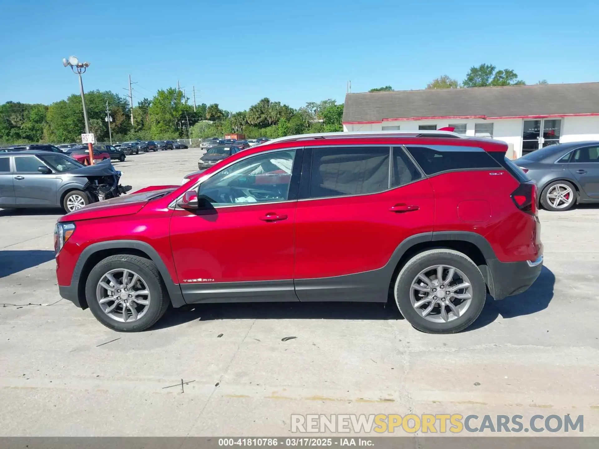 14 Photograph of a damaged car 3GKALPEV3NL159831 GMC TERRAIN 2022