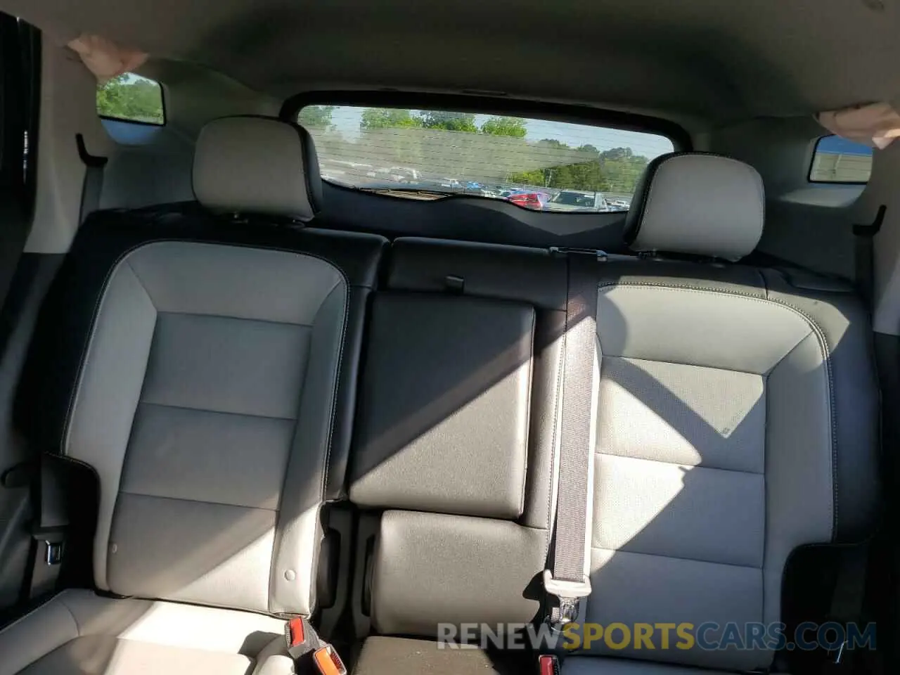 10 Photograph of a damaged car 3GKALPEV4NL107205 GMC TERRAIN 2022
