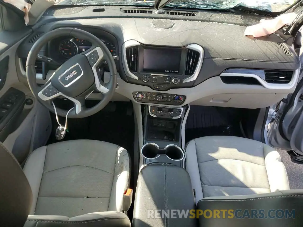 8 Photograph of a damaged car 3GKALPEV4NL107205 GMC TERRAIN 2022