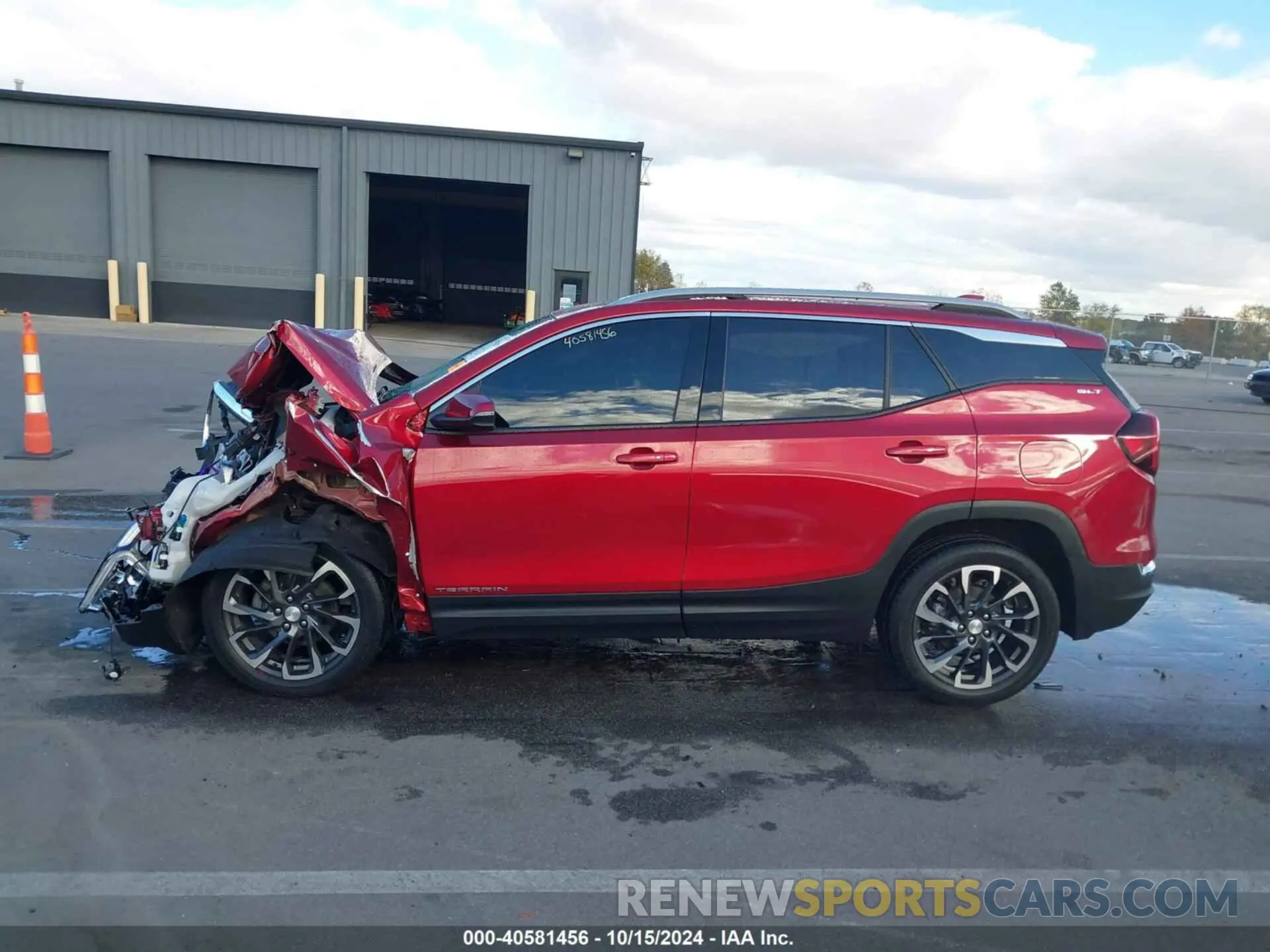 15 Photograph of a damaged car 3GKALPEV4NL133481 GMC TERRAIN 2022