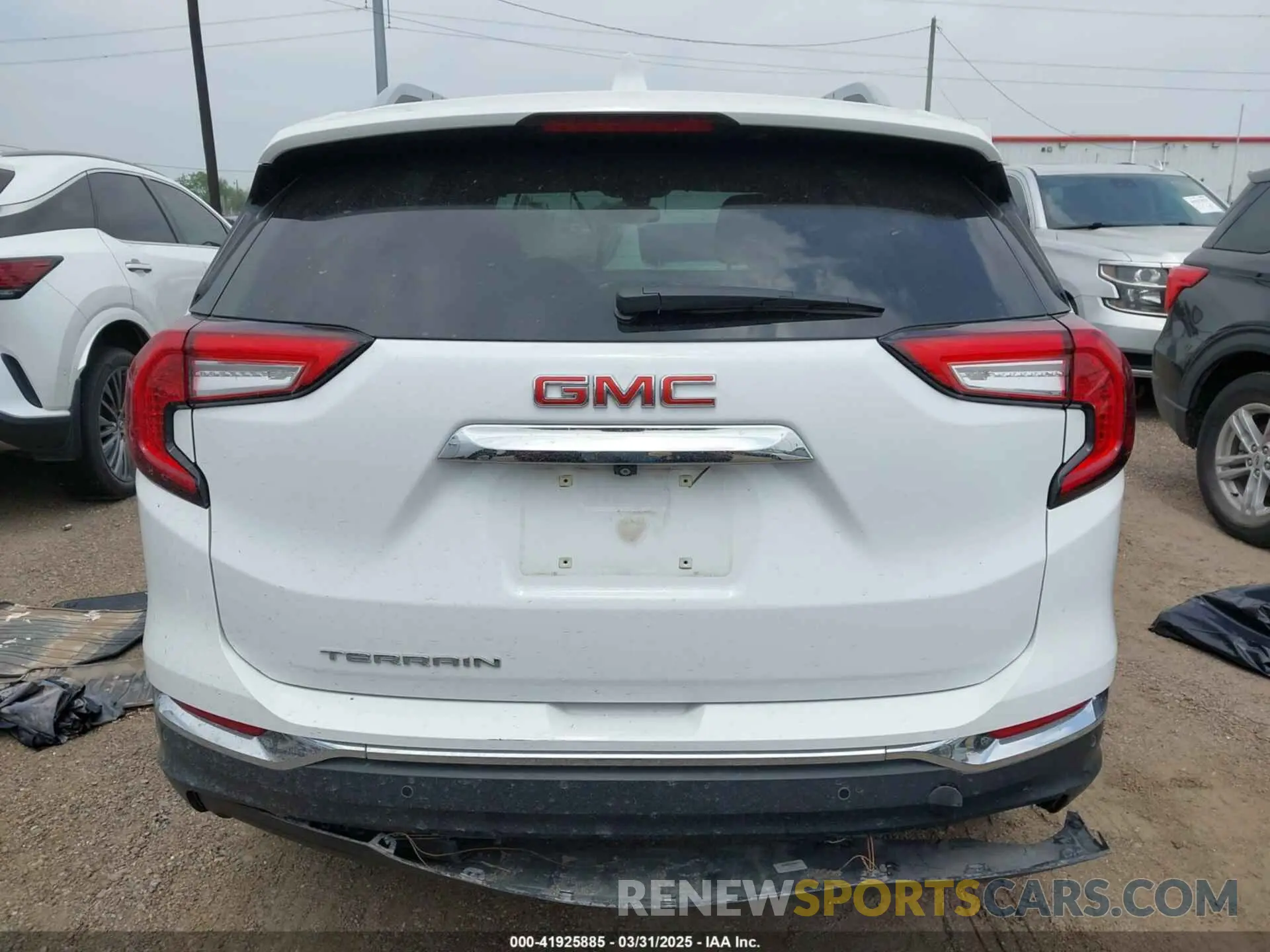 15 Photograph of a damaged car 3GKALPEV4NL144092 GMC TERRAIN 2022