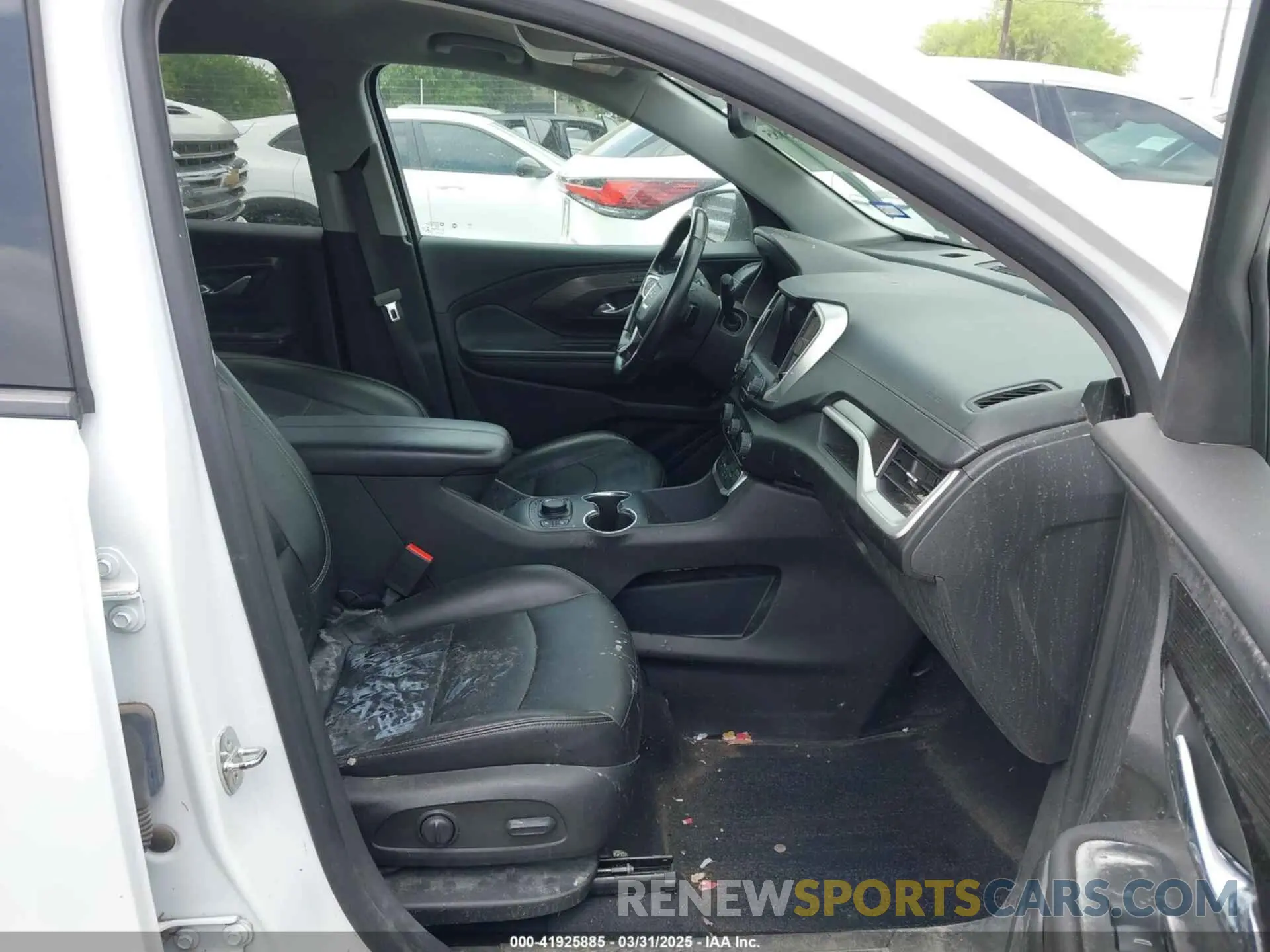 5 Photograph of a damaged car 3GKALPEV4NL144092 GMC TERRAIN 2022