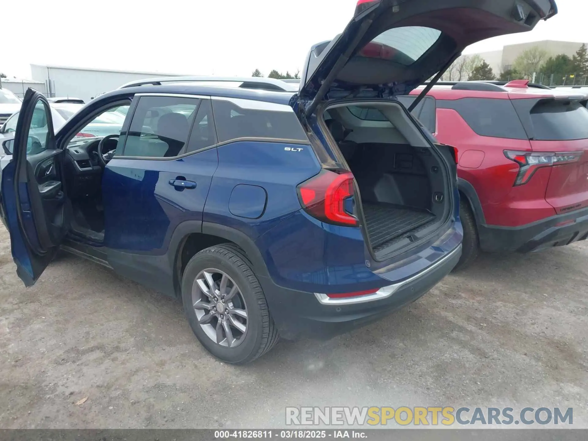 3 Photograph of a damaged car 3GKALPEV4NL282506 GMC TERRAIN 2022