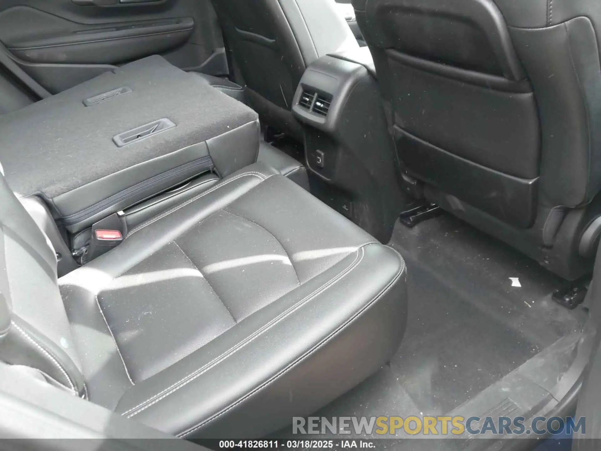 8 Photograph of a damaged car 3GKALPEV4NL282506 GMC TERRAIN 2022