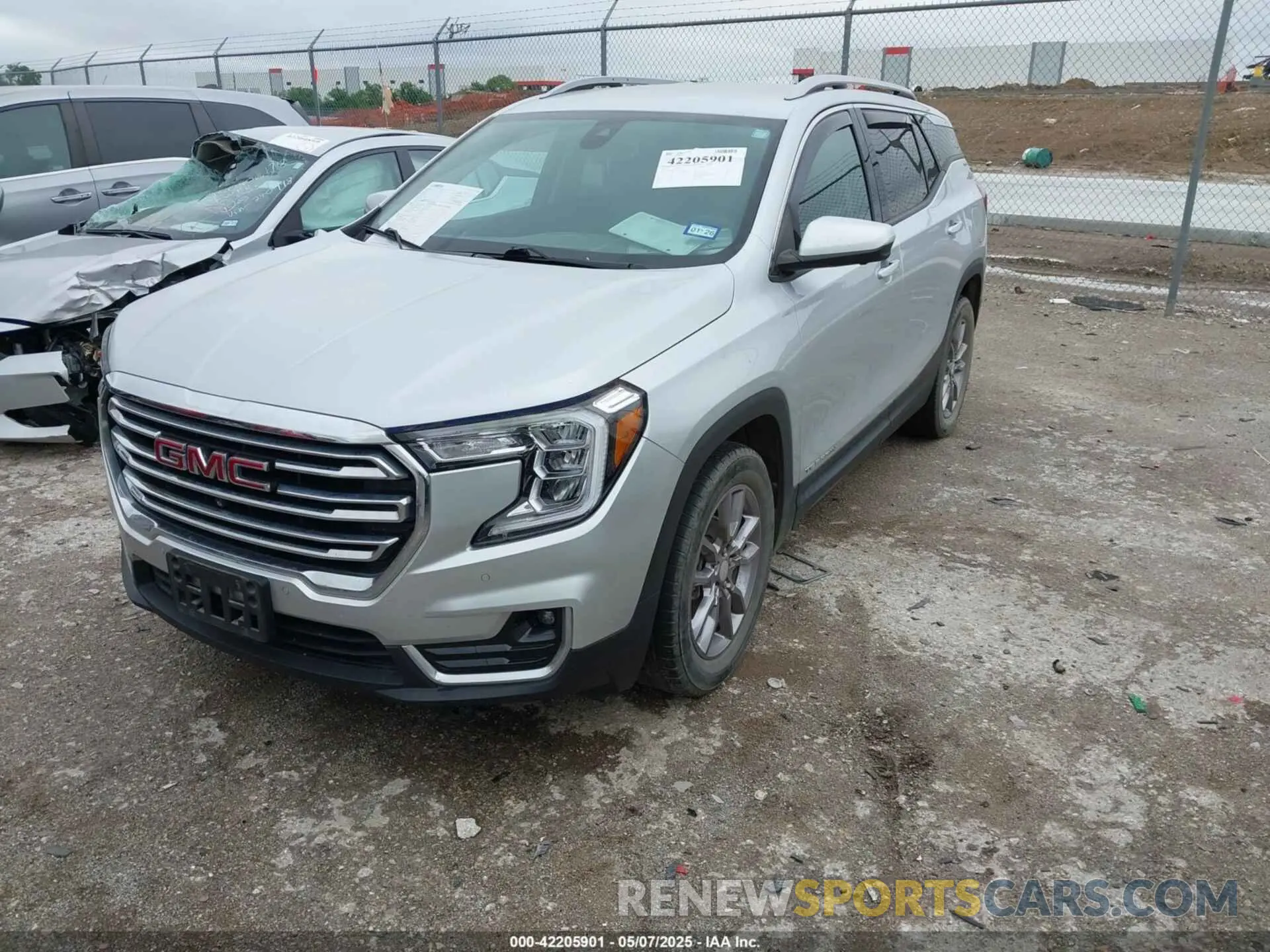 2 Photograph of a damaged car 3GKALPEV6NL271507 GMC TERRAIN 2022