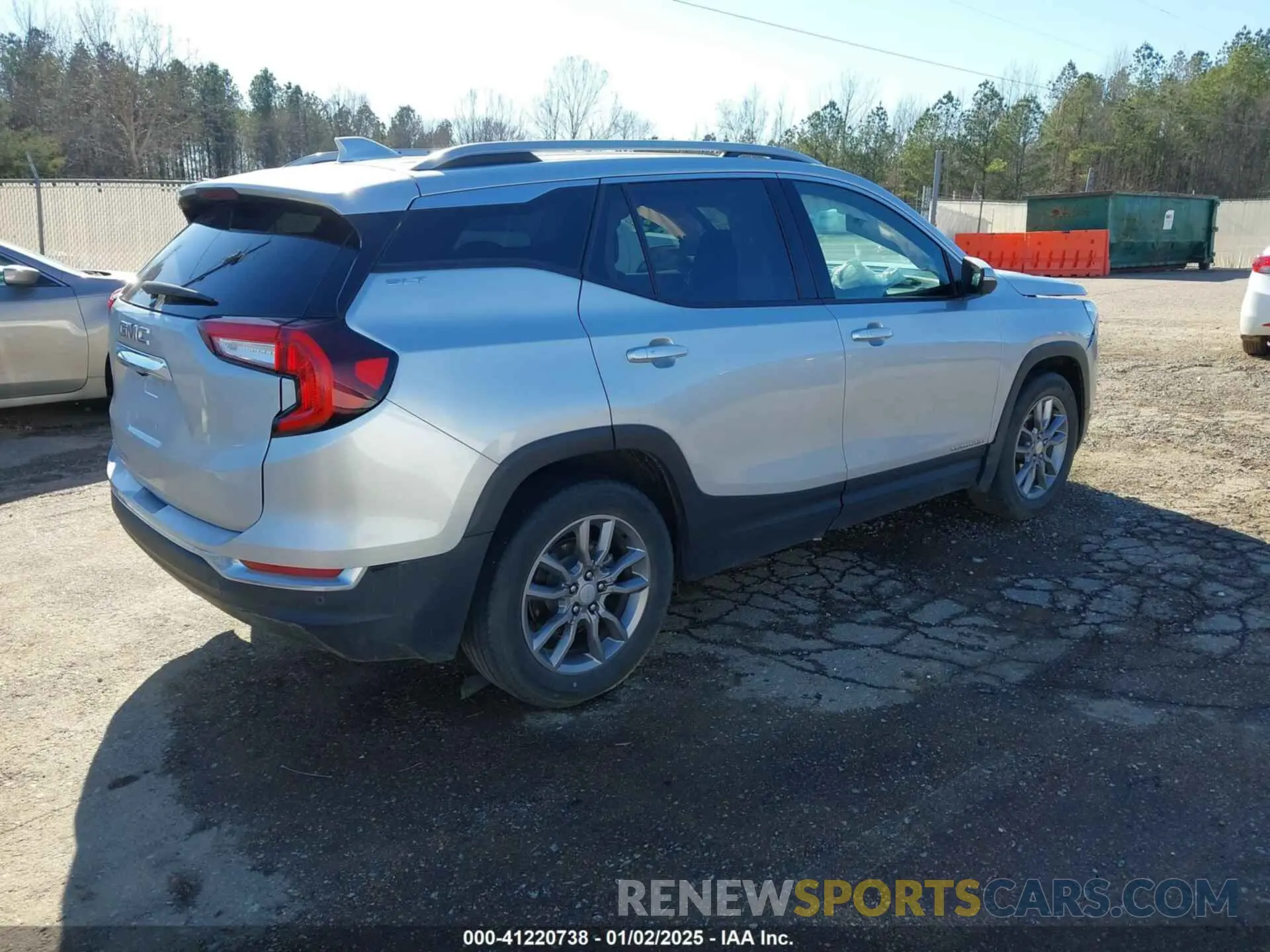 4 Photograph of a damaged car 3GKALPEV7NL106825 GMC TERRAIN 2022