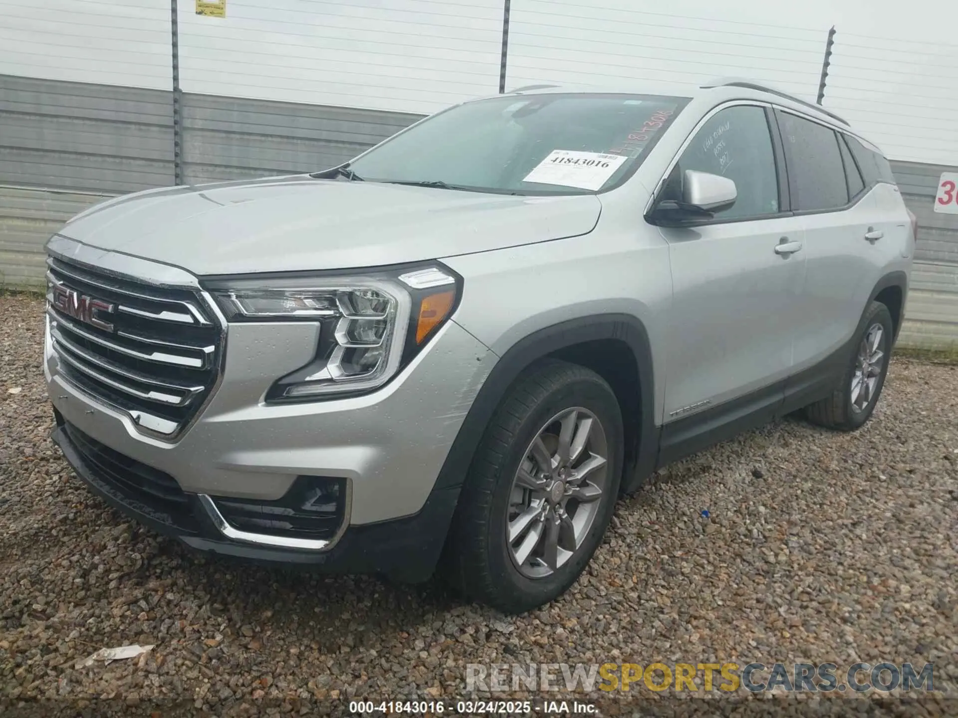 2 Photograph of a damaged car 3GKALPEV7NL210358 GMC TERRAIN 2022