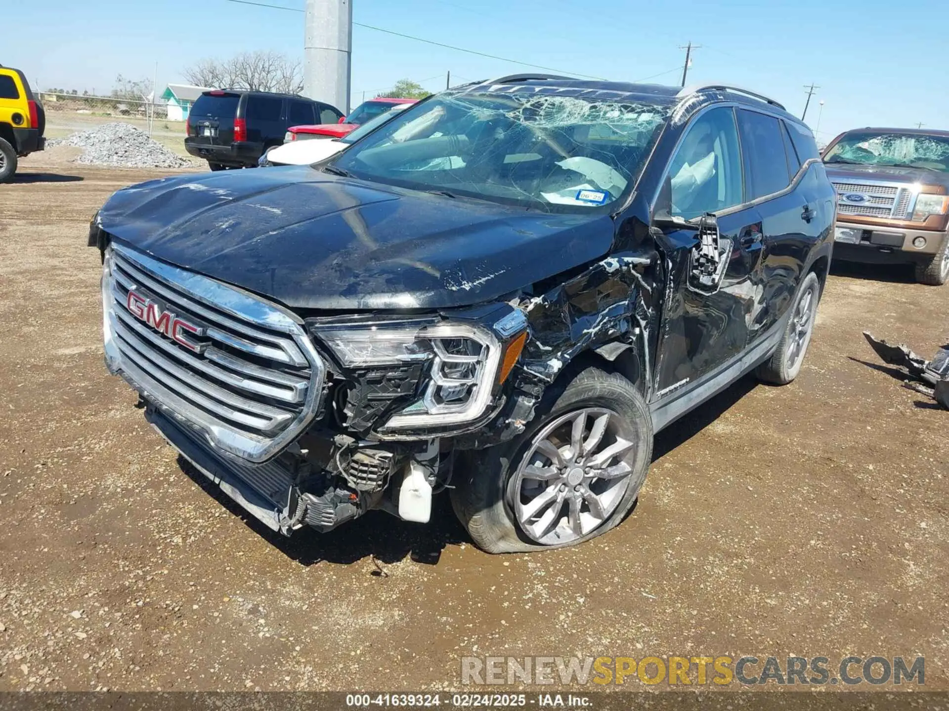 2 Photograph of a damaged car 3GKALPEV8NL261044 GMC TERRAIN 2022